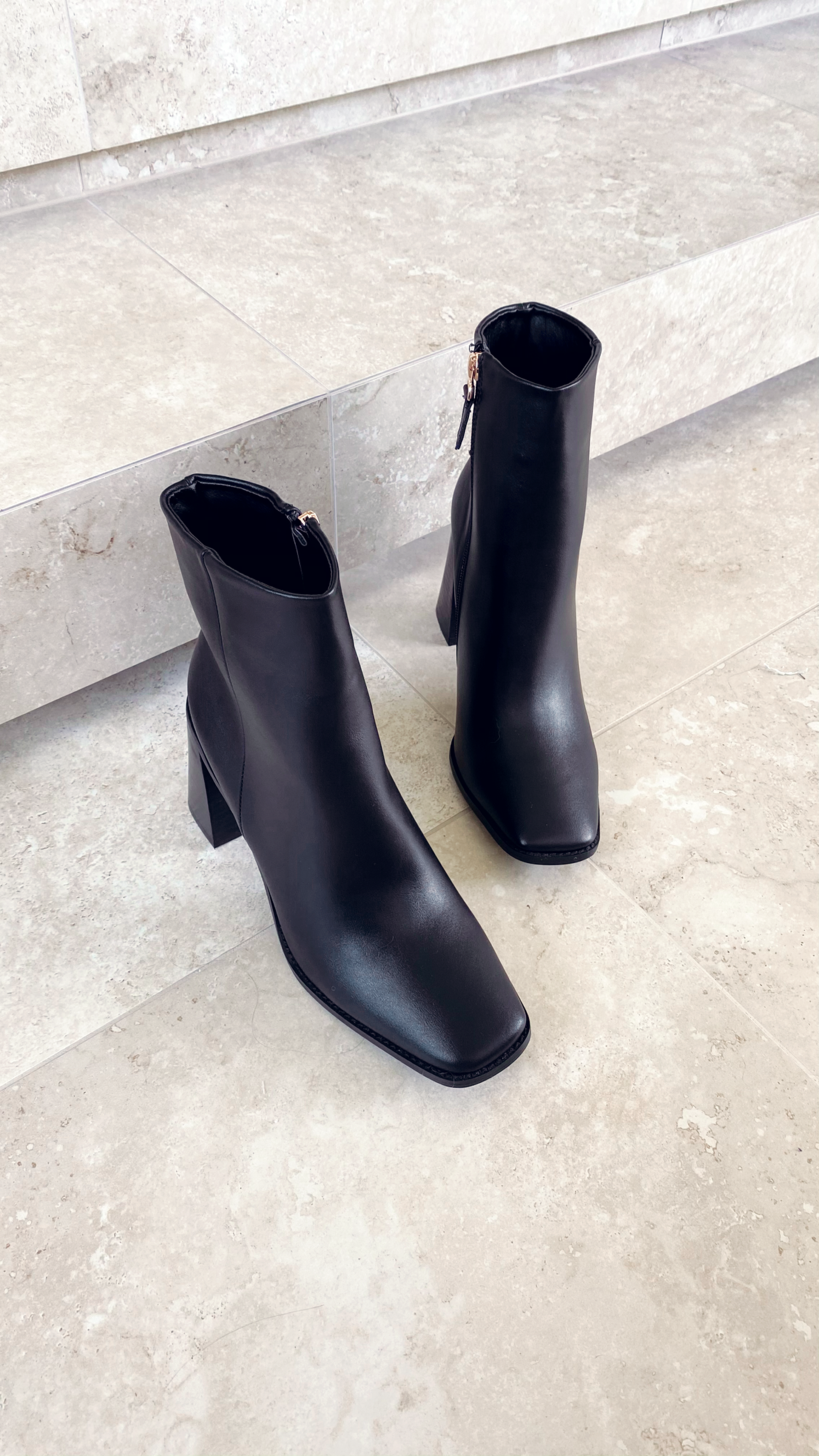 Scorpio Boot - Black-Sunshines Bliss