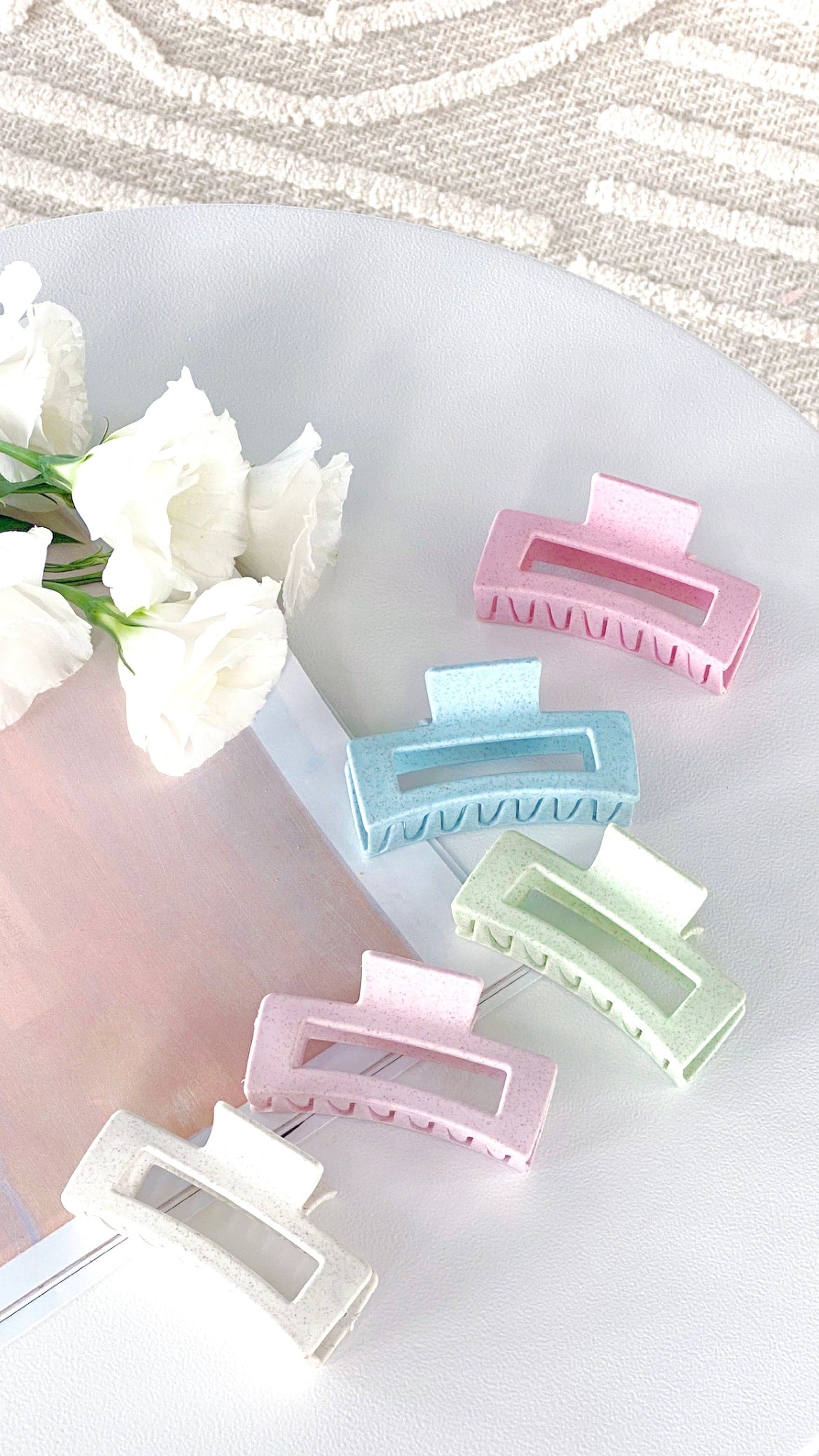 Kori Speckled Rectangle Claw Clip - Pink-Sunshines Bliss