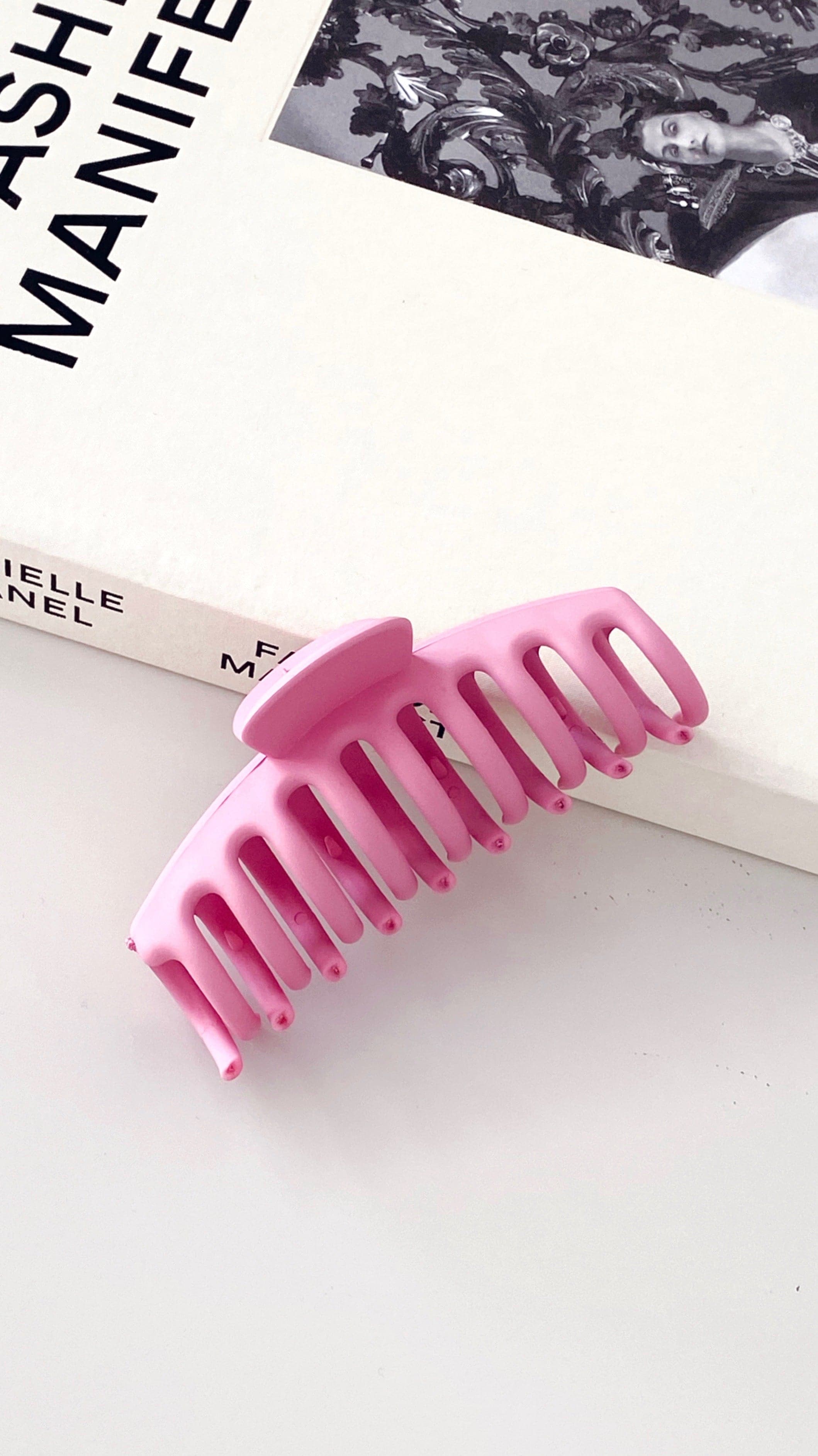 Reese Claw Clip - Candy-Sunshines Bliss