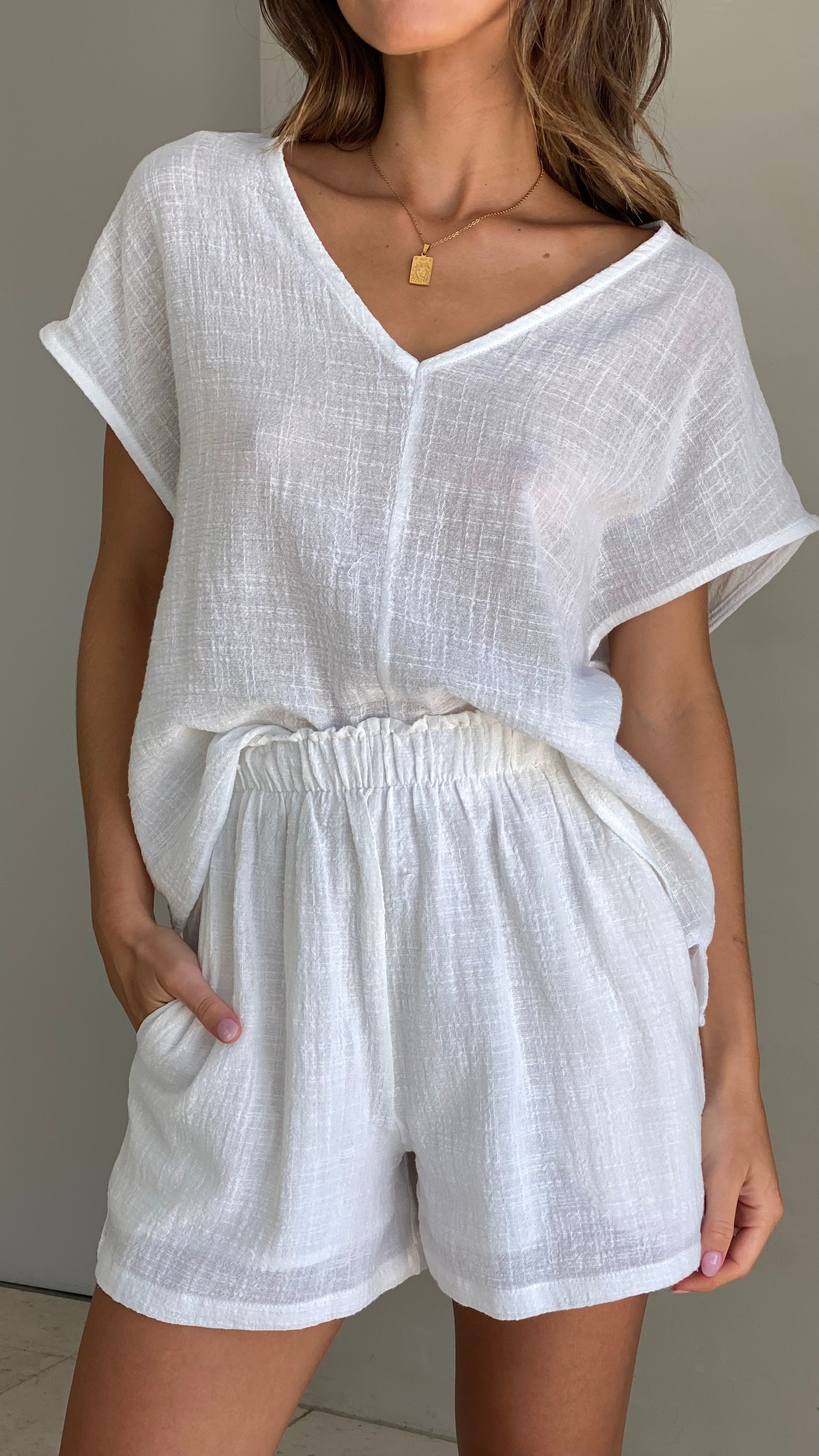 Cabo Shorts - White-Sunshines Bliss