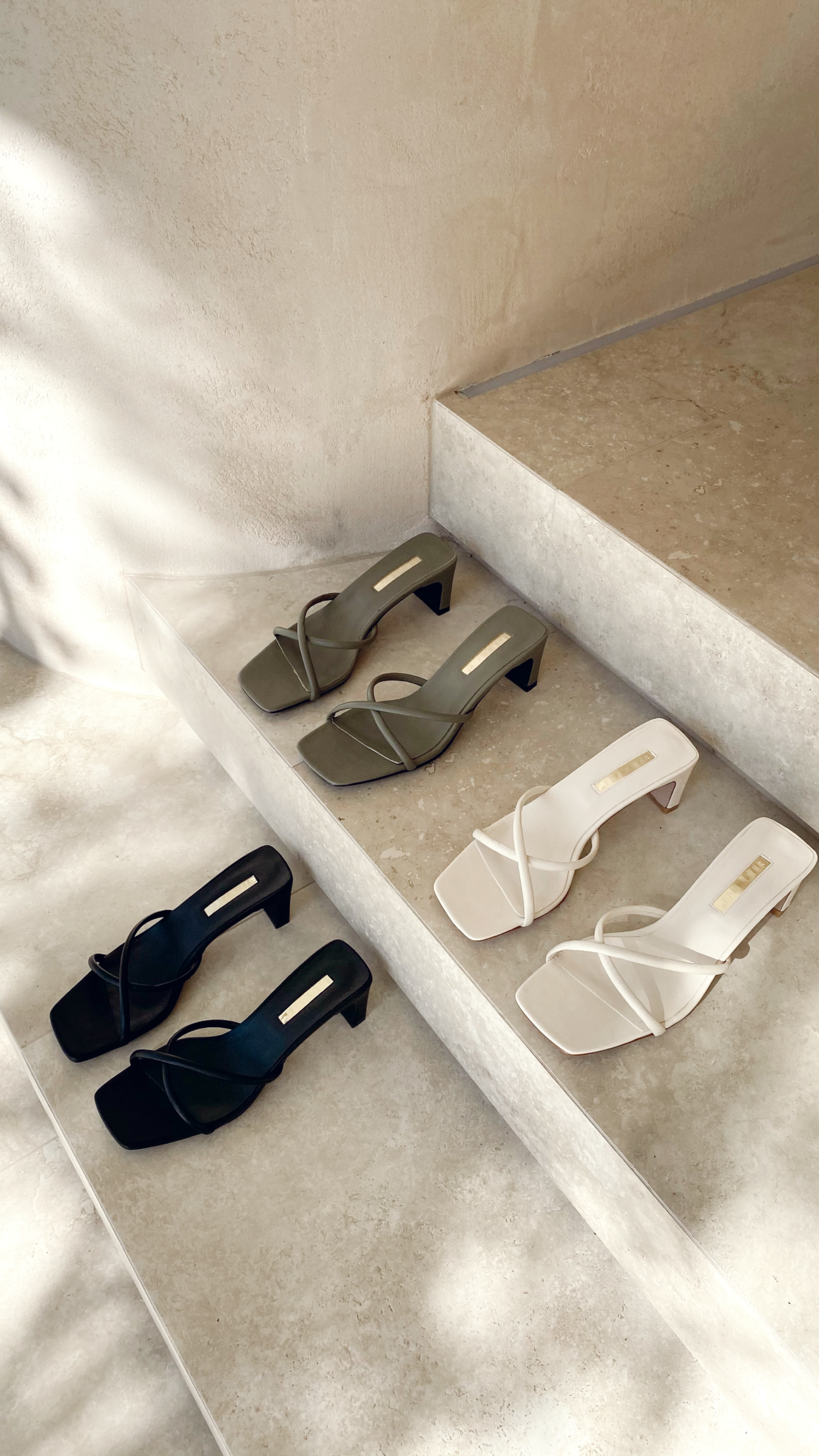 Gaza Mule - Army-Sunshines Bliss