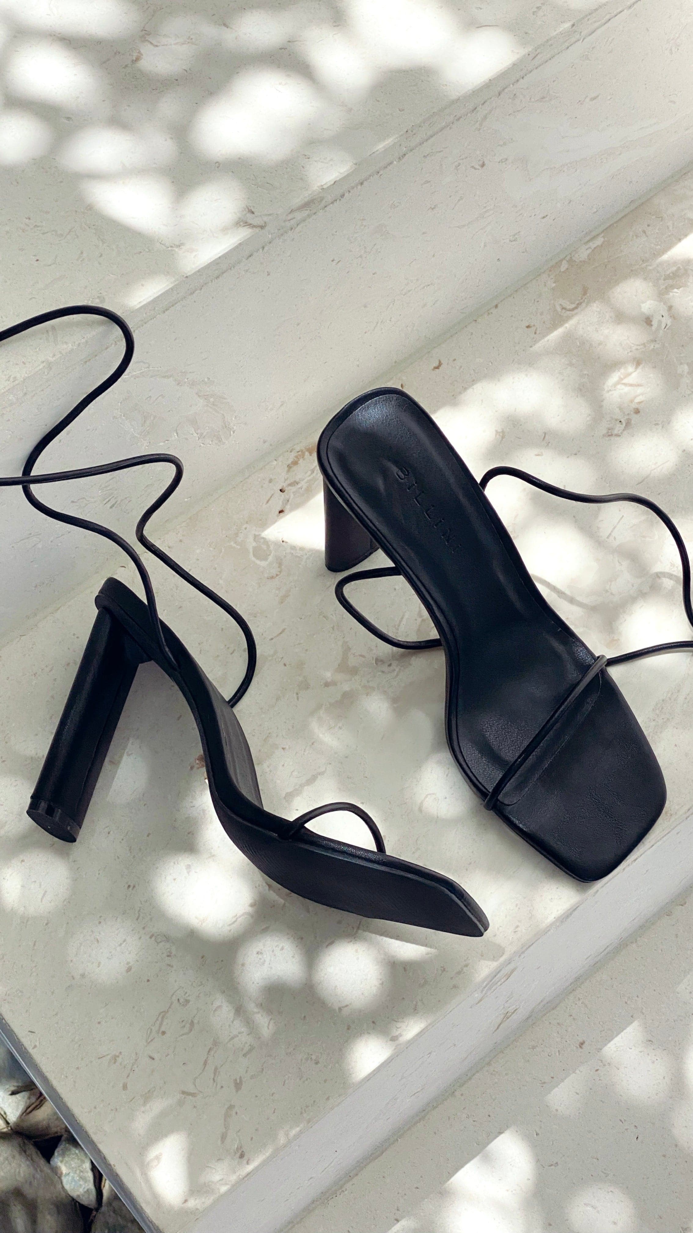 Page Heel - Black-Sunshines Bliss