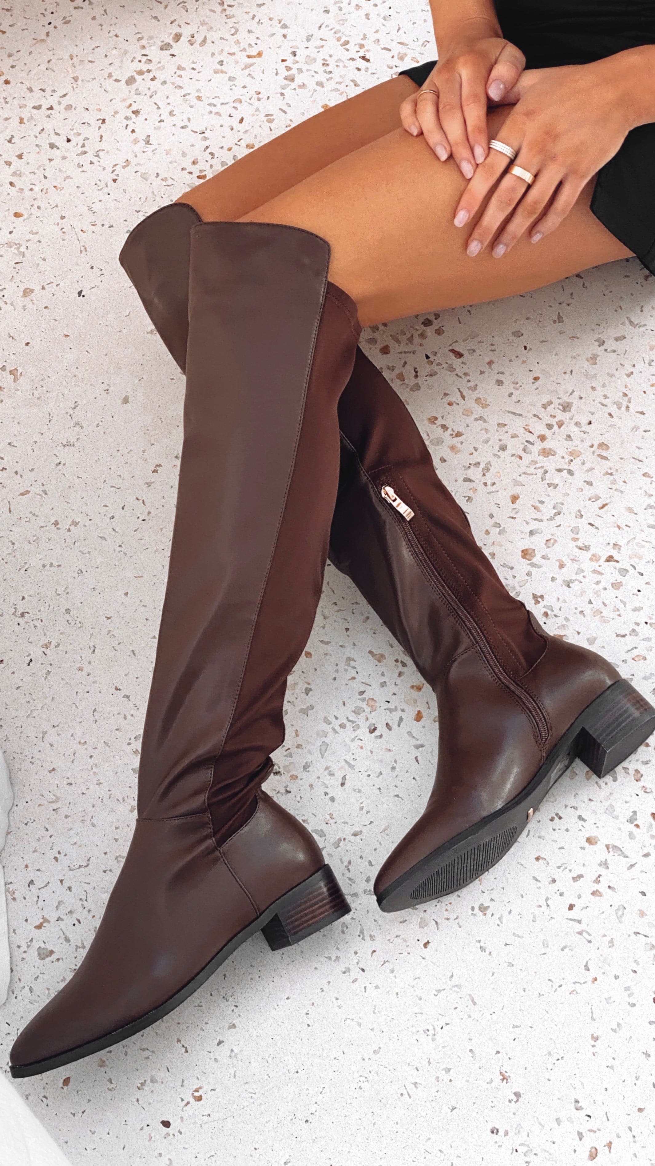 Idaho Boots - Chocolate-Sunshines Bliss