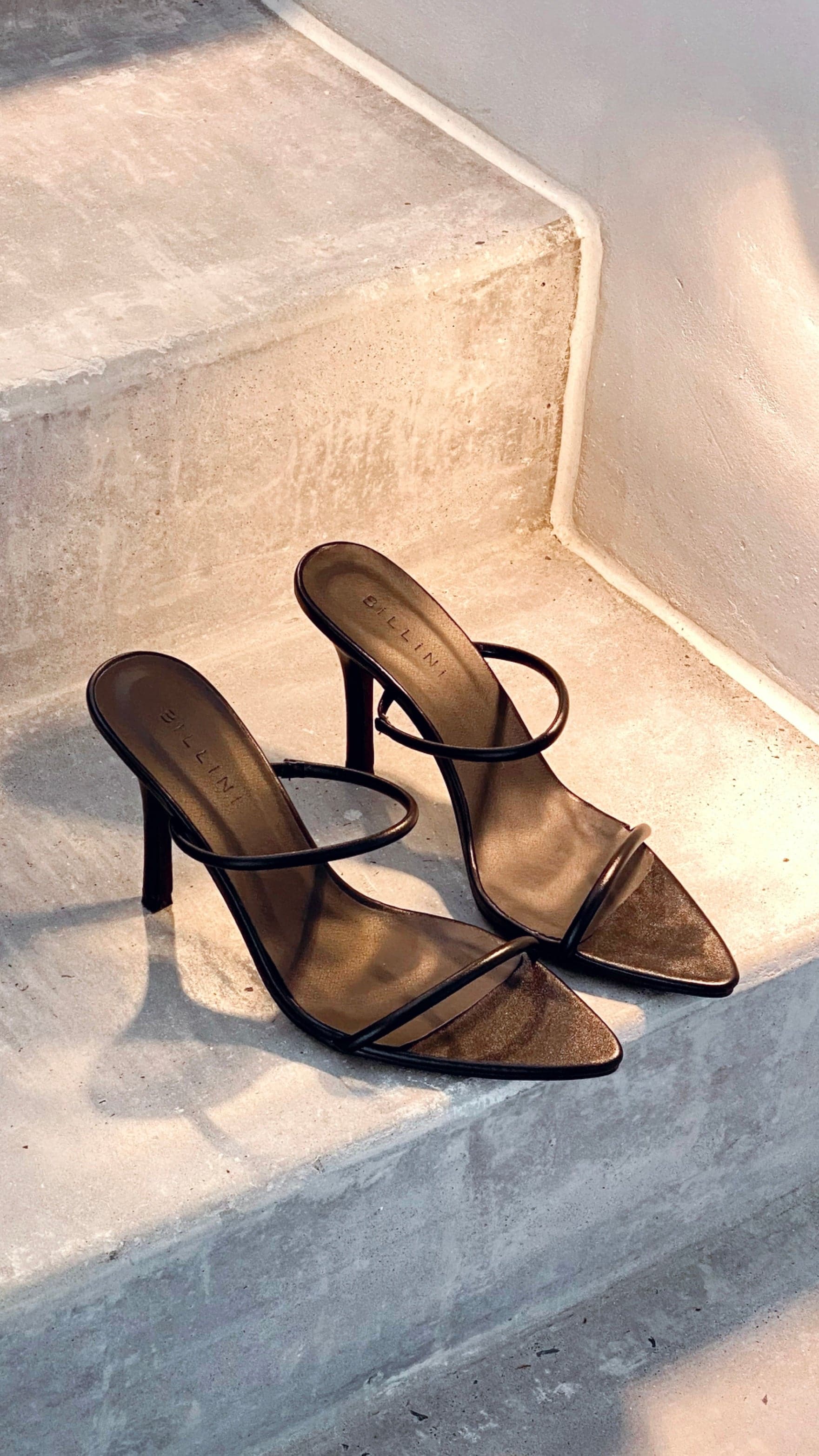 Upala Heel - Black-Sunshines Bliss