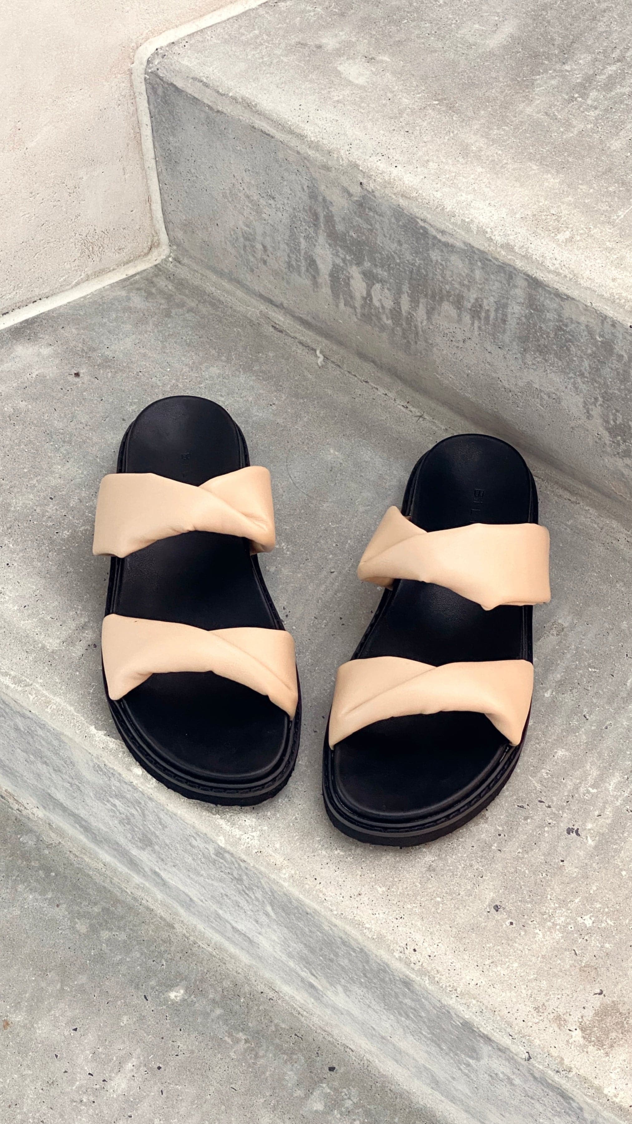 Zonya Slide - Cashew-Sunshines Bliss