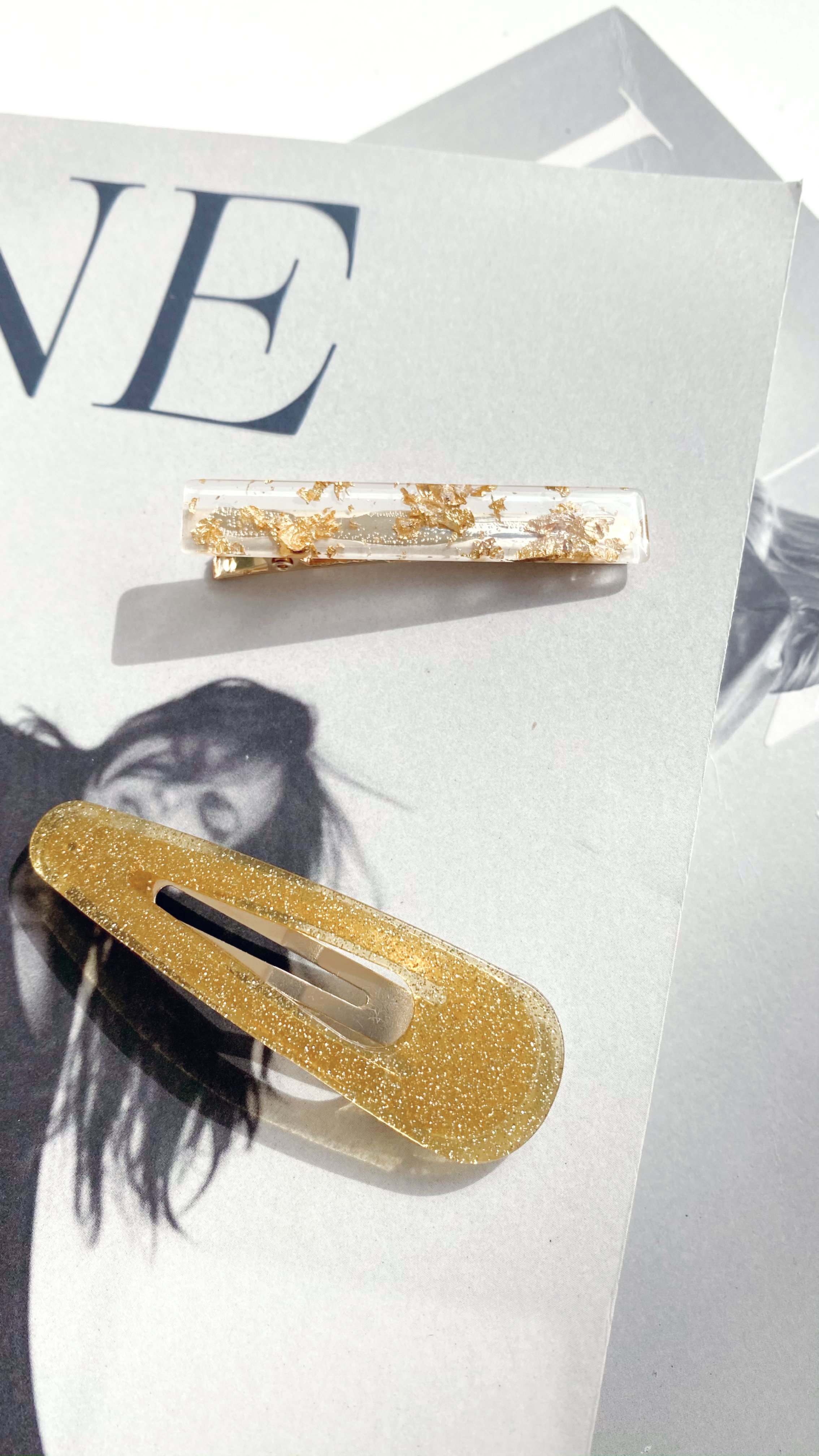 Britta Resin Hair Clip - Gold Glitter-Sunshines Bliss