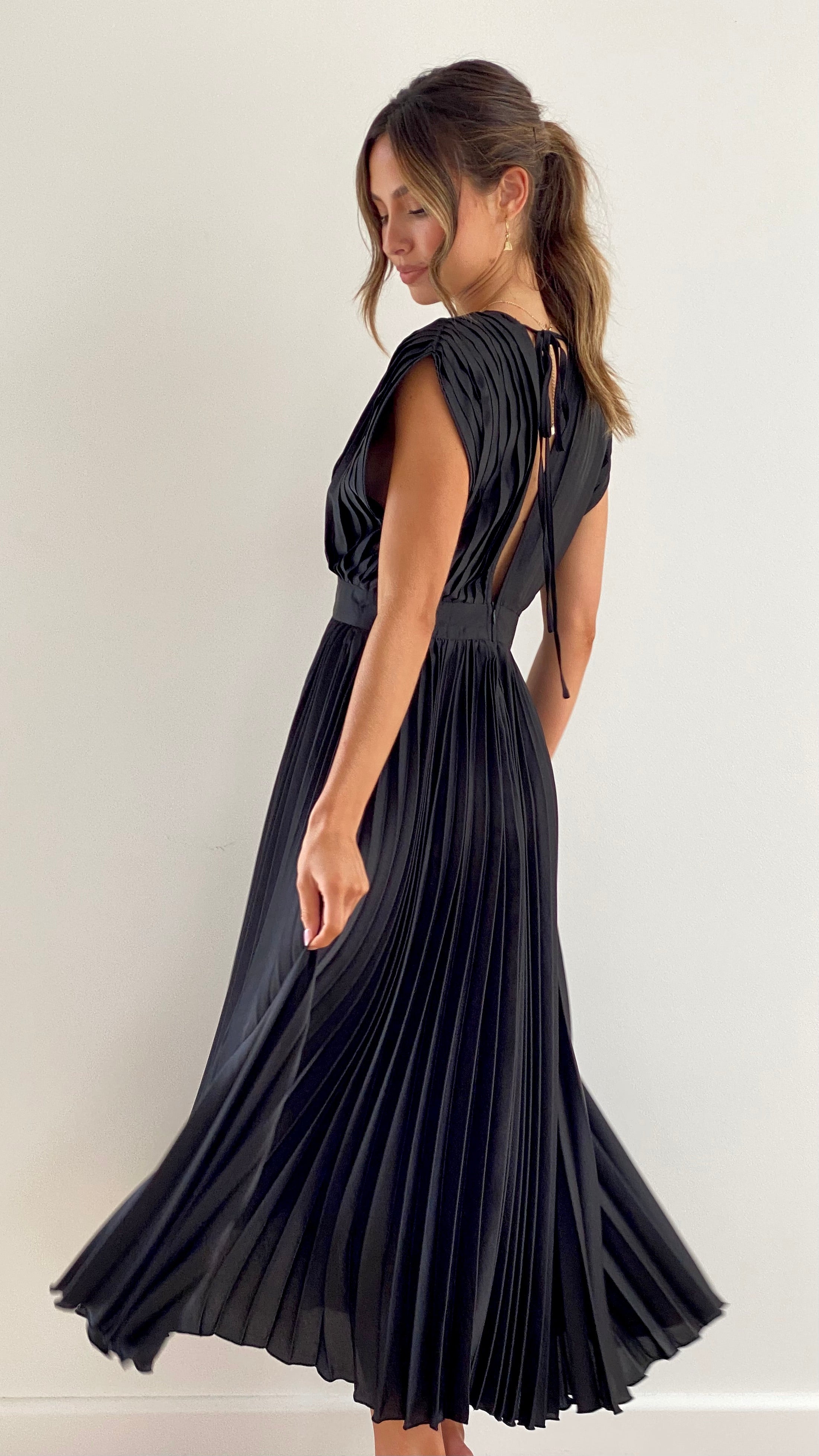 Gina Maxi Dress - Black-Sunshines Bliss