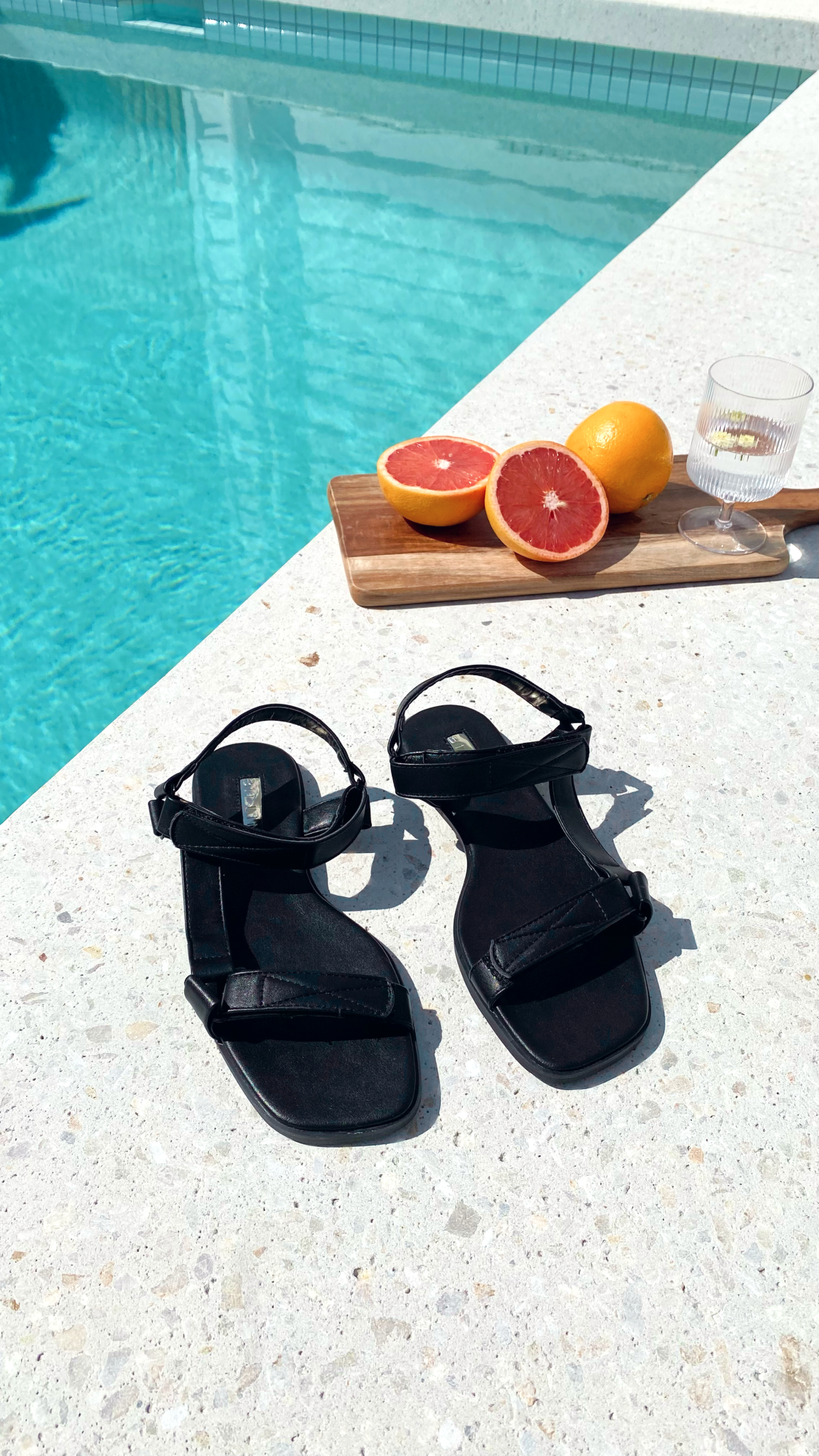 Lucas Sandal - Black-Sunshines Bliss