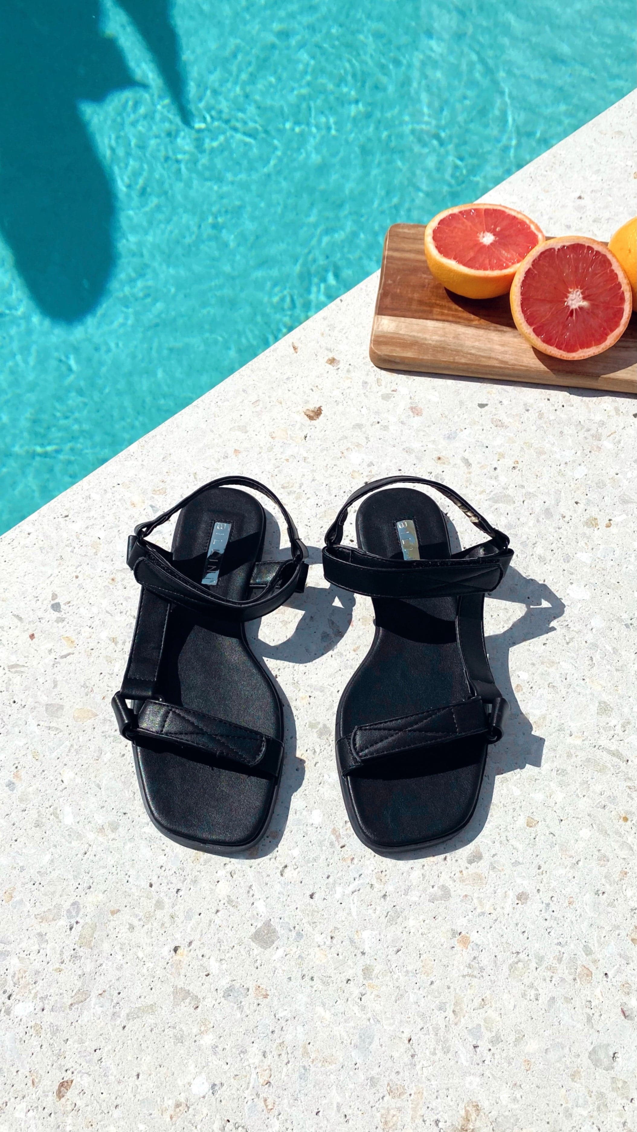 Lucas Sandal - Black-Sunshines Bliss