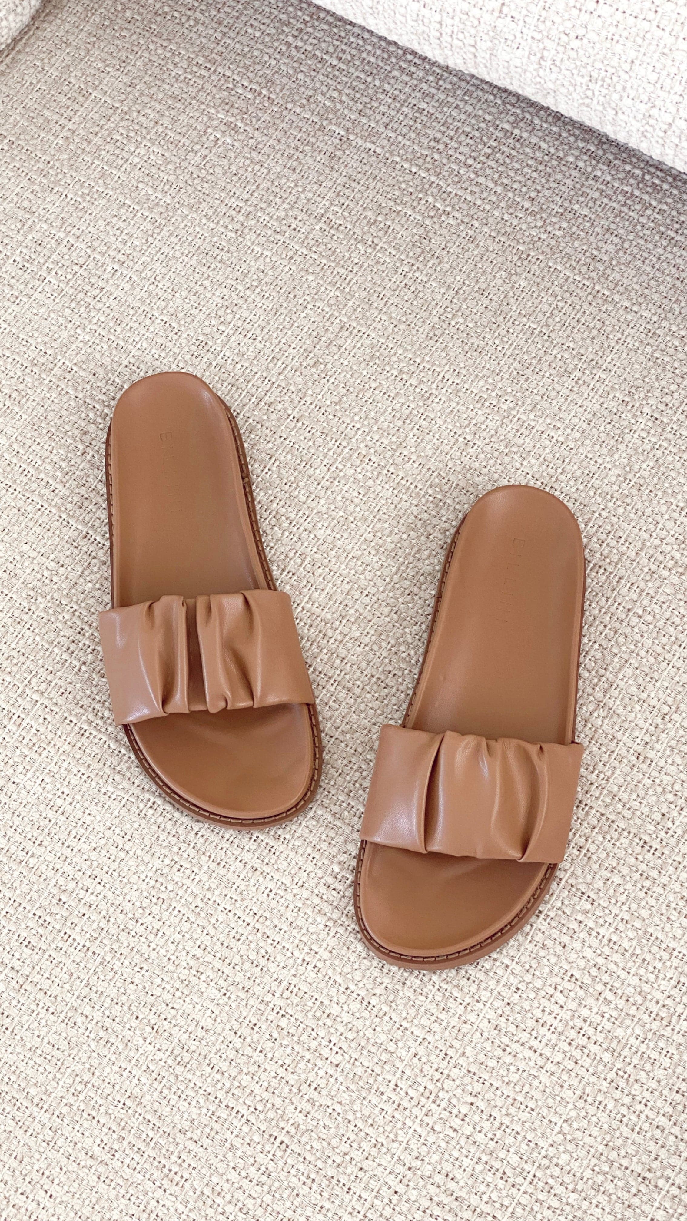 Ubeka Slide - Cashmere-Sunshines Bliss