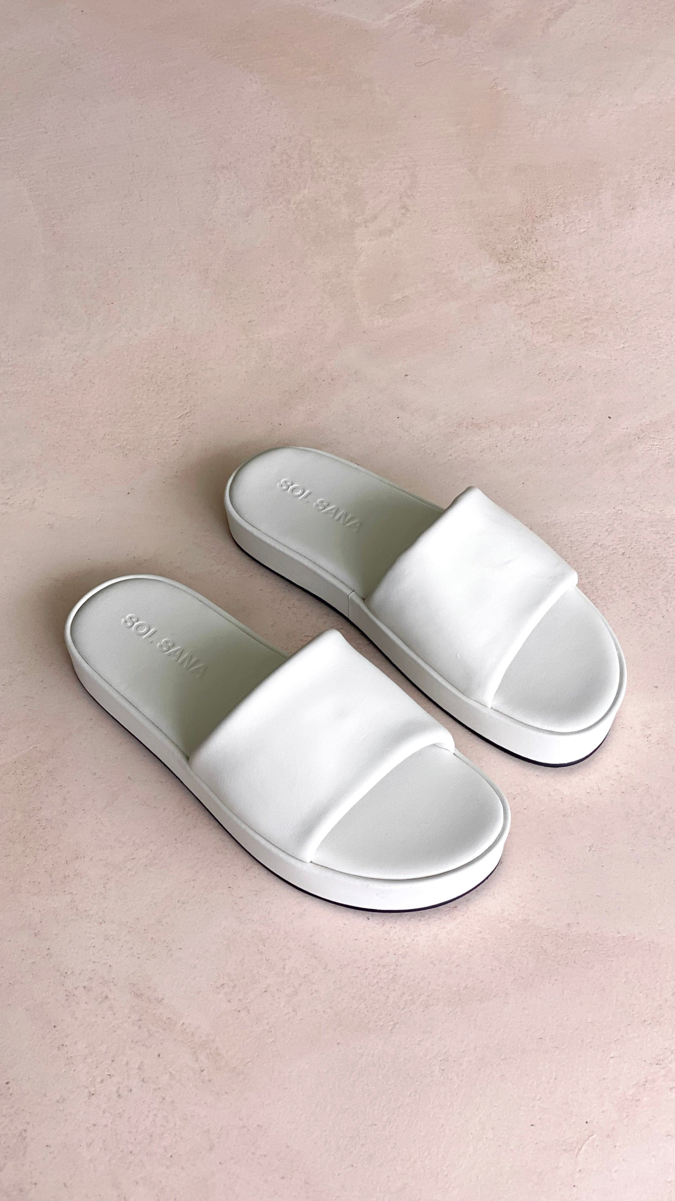 Sol Sana Kikah Flatform - White-Sunshines Bliss