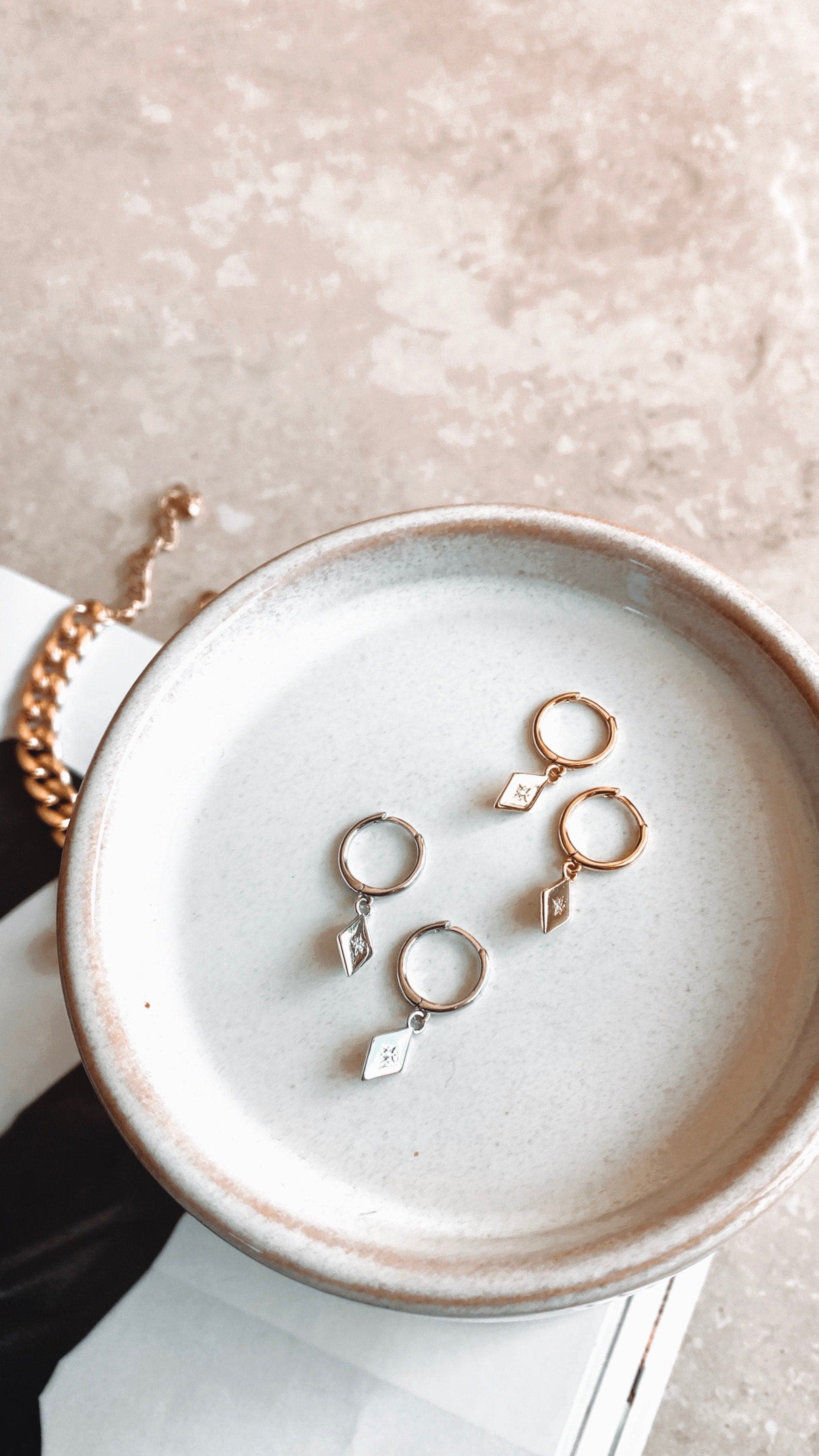 Kite Sleepers  - Gold-Sunshines Bliss