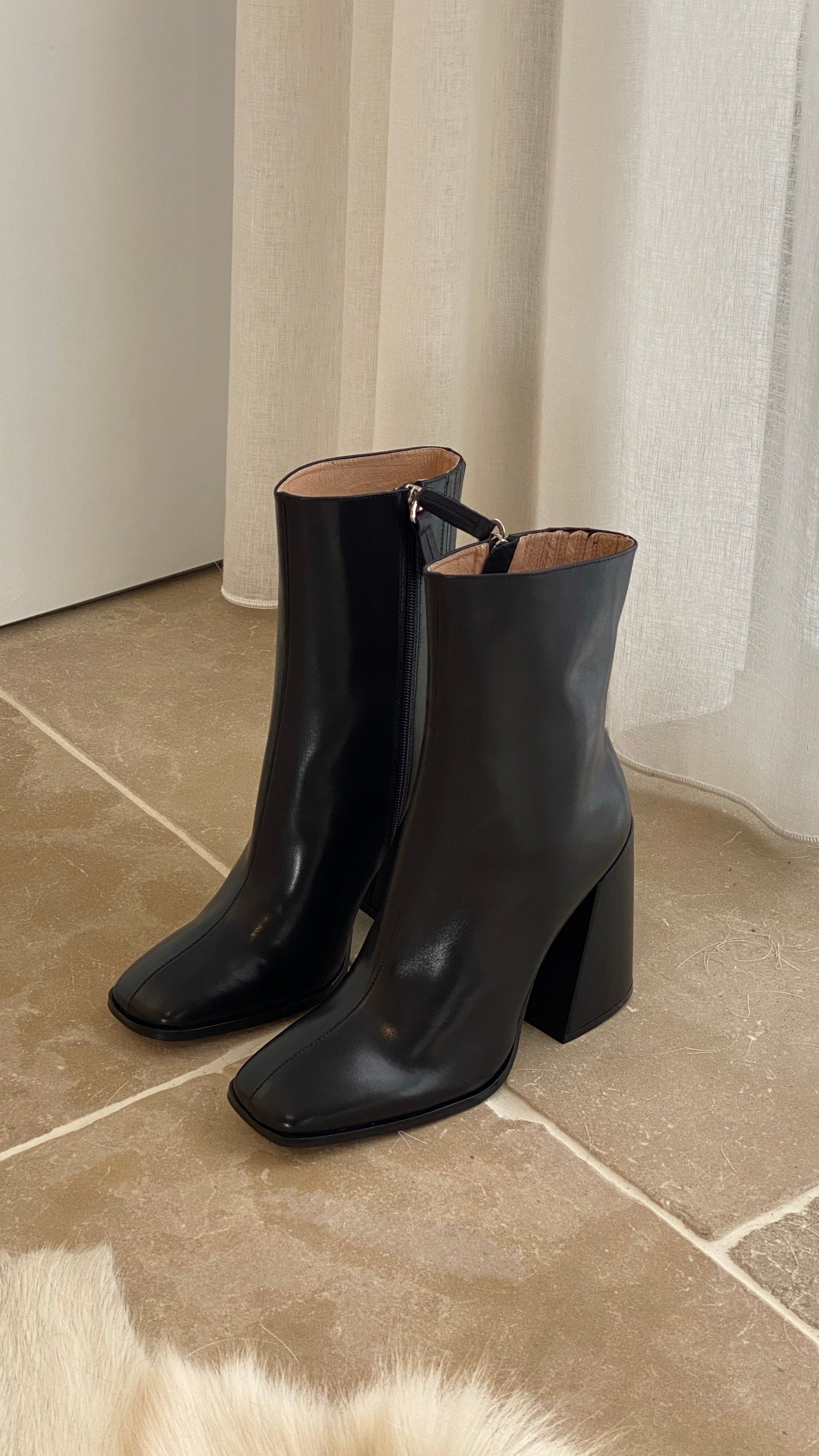 Alias Mae Alana Boot - Black Leather-Sunshines Bliss