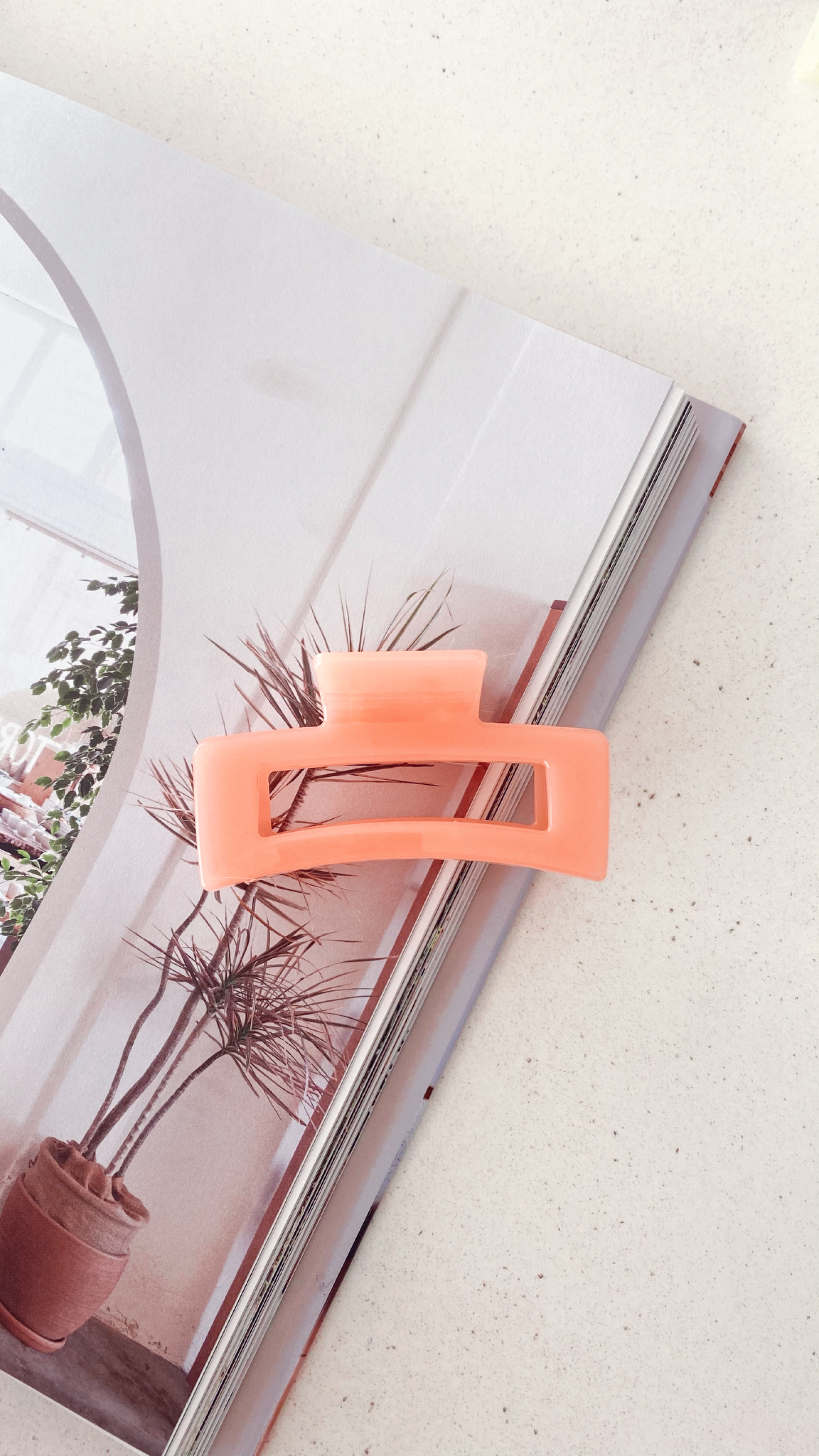 Steph Rectangle Claw Clip - Coral-Sunshines Bliss