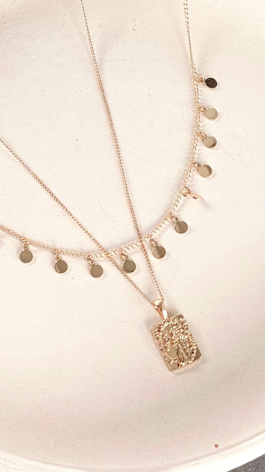 Alice Pendant Necklace - Gold-Sunshines Bliss