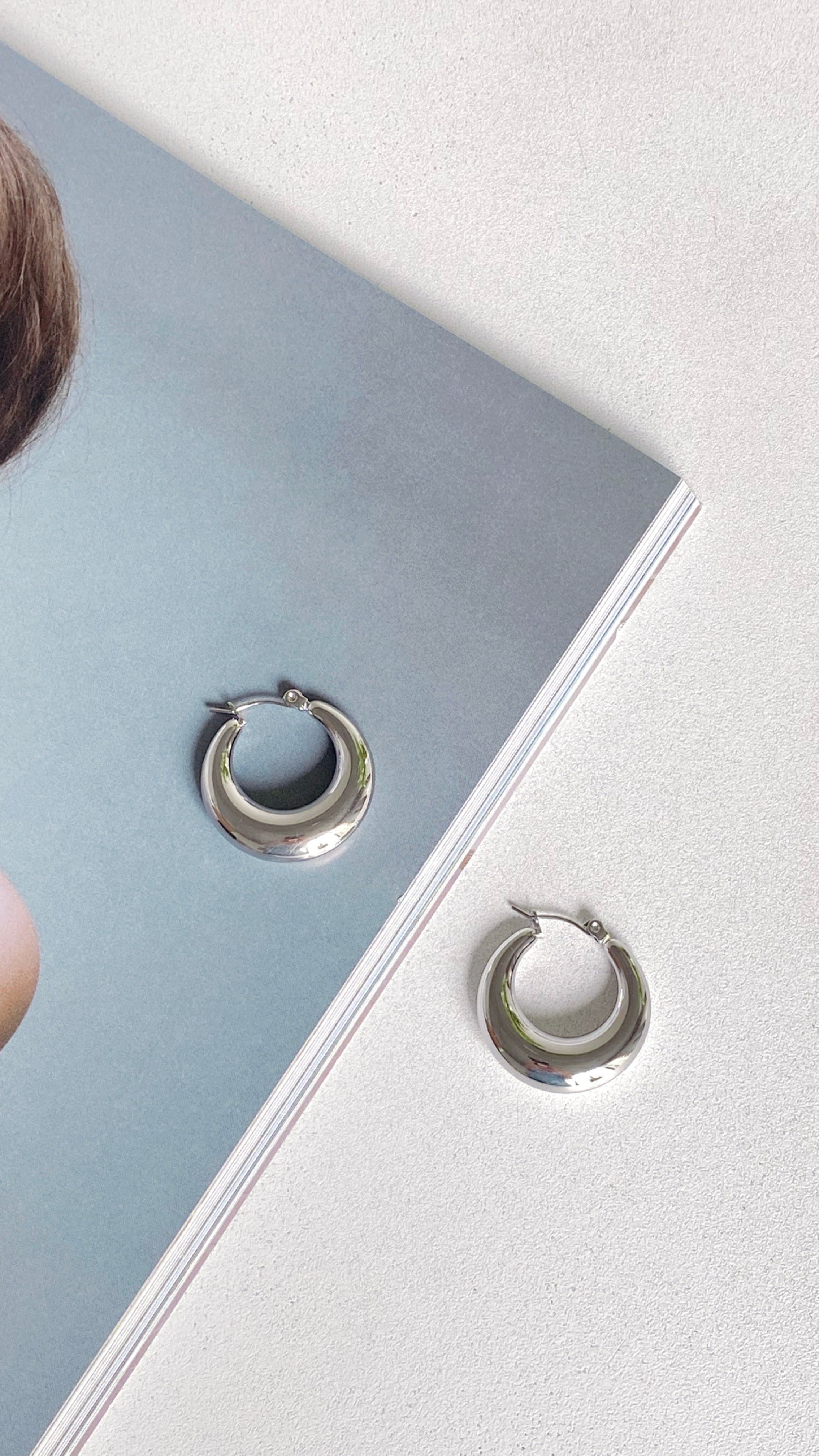 Essential Hoop Earrings - Silver-Sunshines Bliss