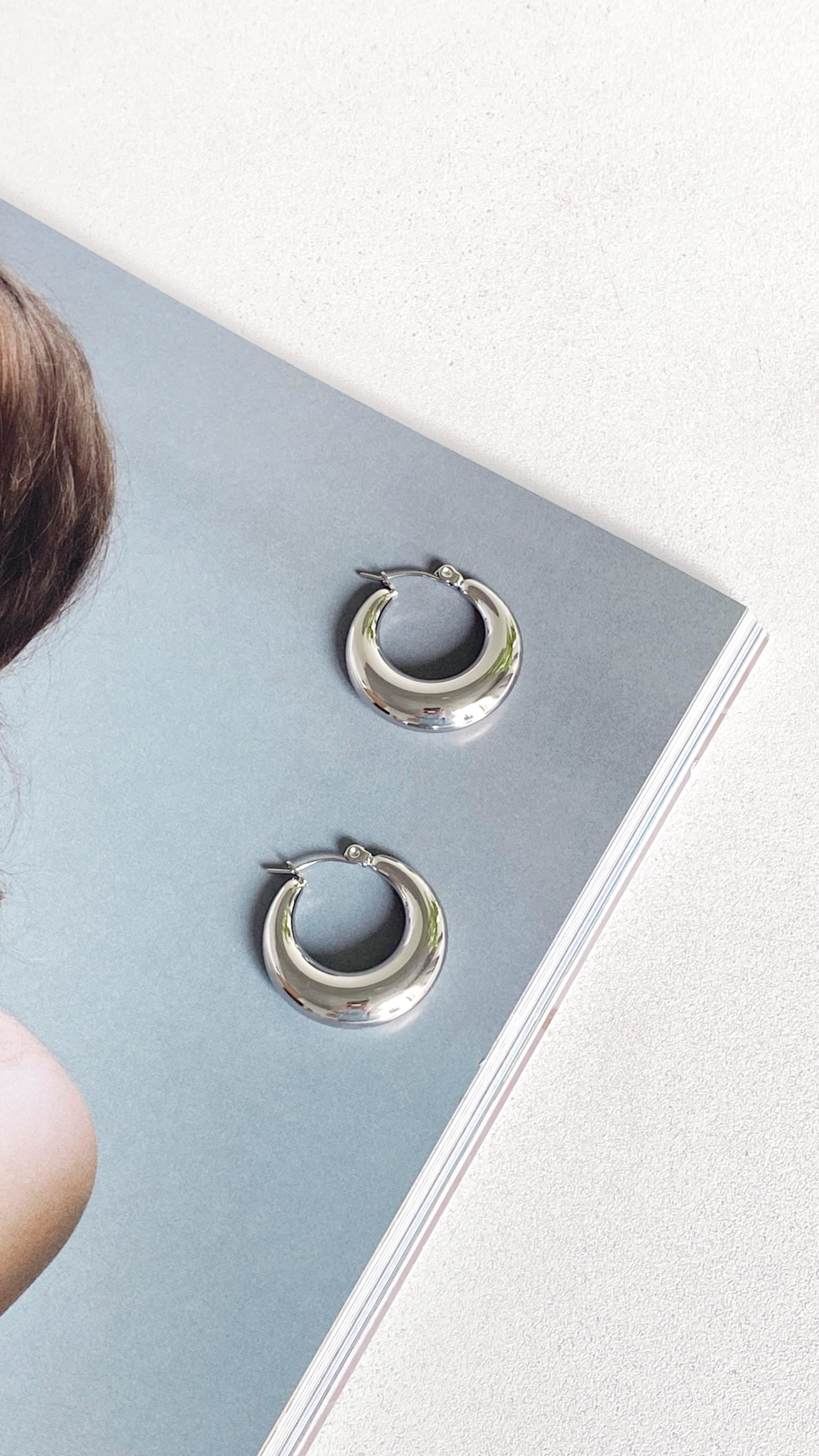 Essential Hoop Earrings - Silver-Sunshines Bliss