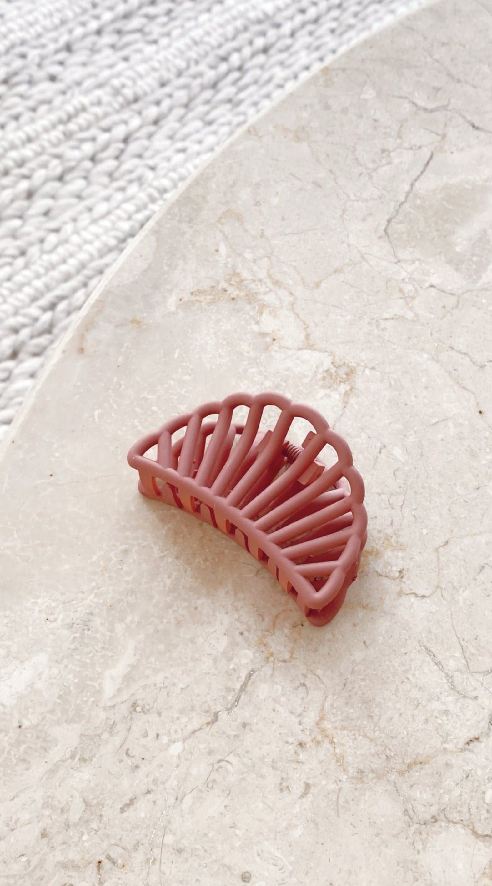 Chaz Claw Clip - Musk-Sunshines Bliss