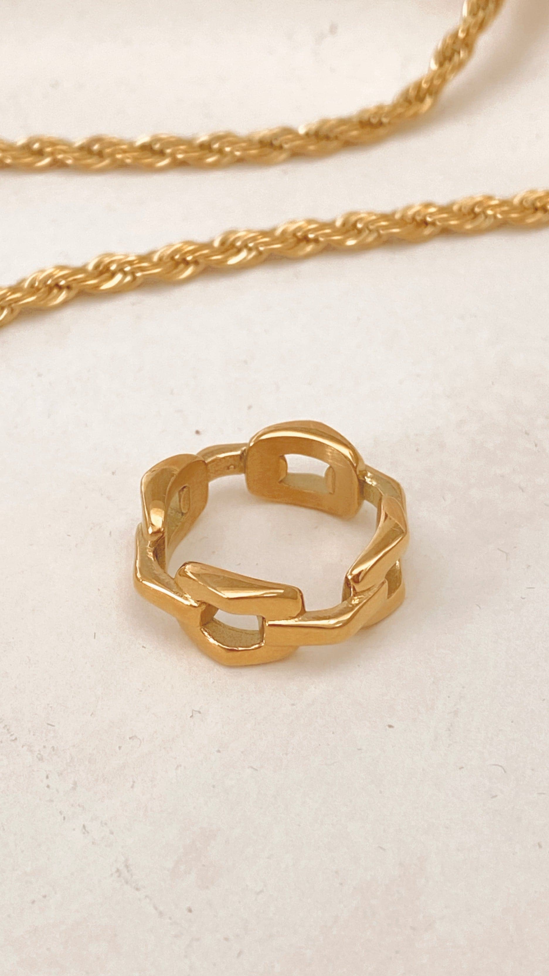 Chunky Chain Ring - Gold-Sunshines Bliss
