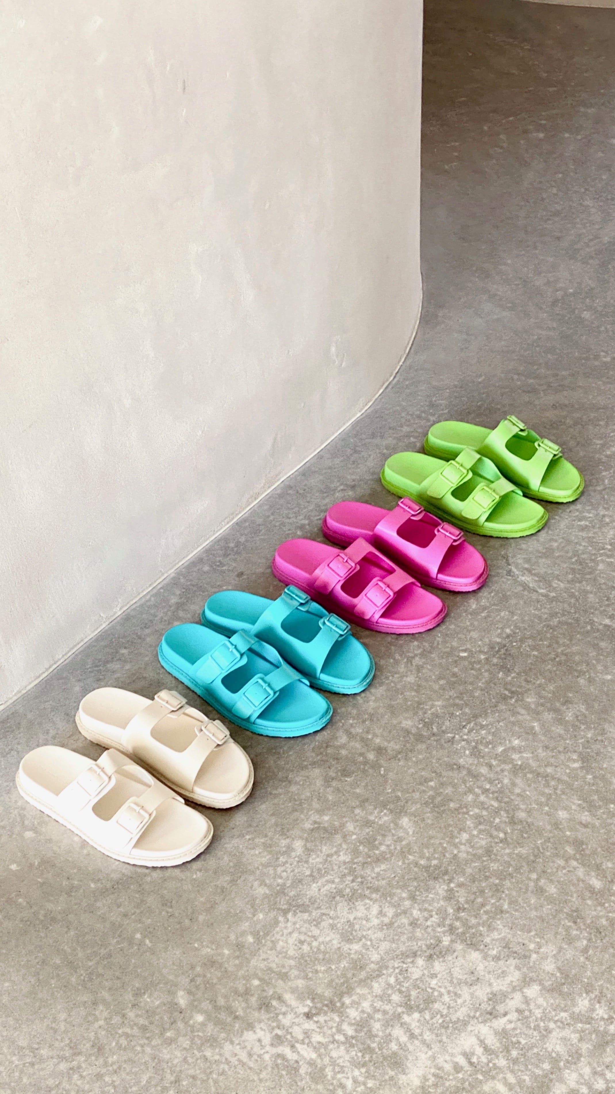 Rayna Slide - Bone-Sunshines Bliss