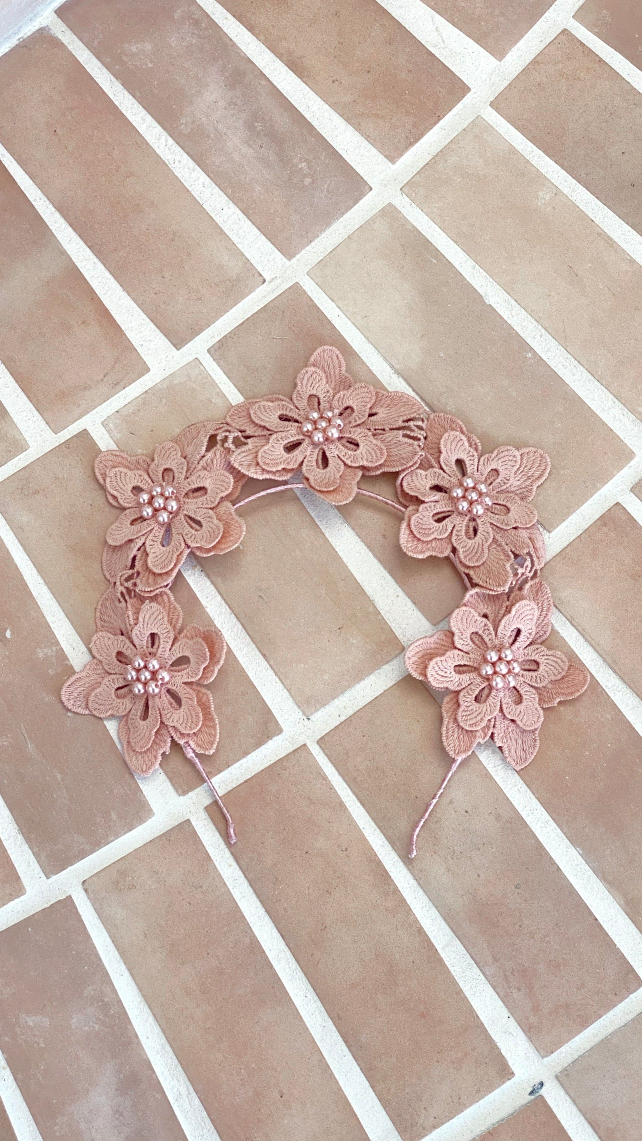 Sonya Headpiece - Pink-Sunshines Bliss