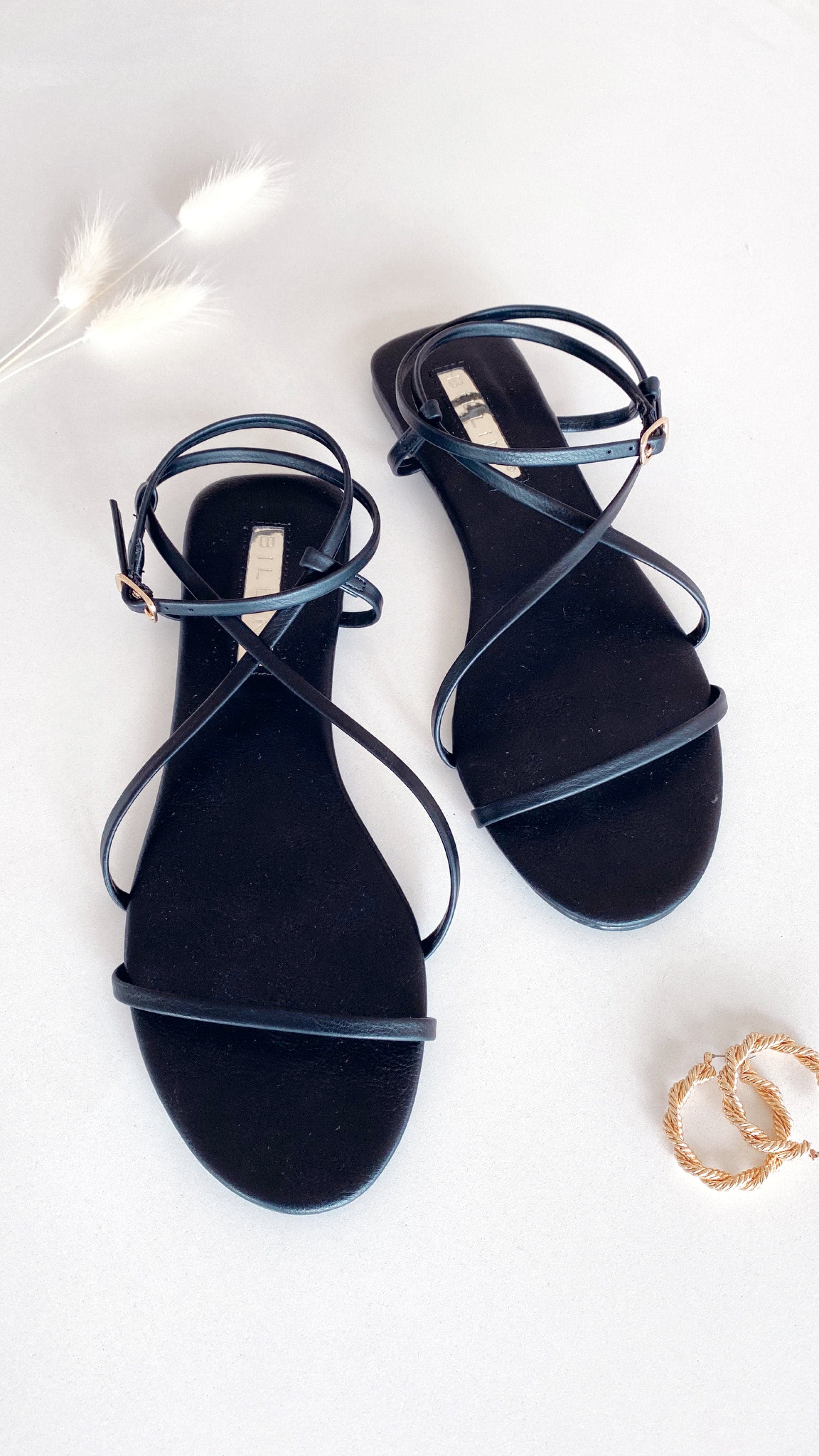 Pacific Sandals - Black-Sunshines Bliss