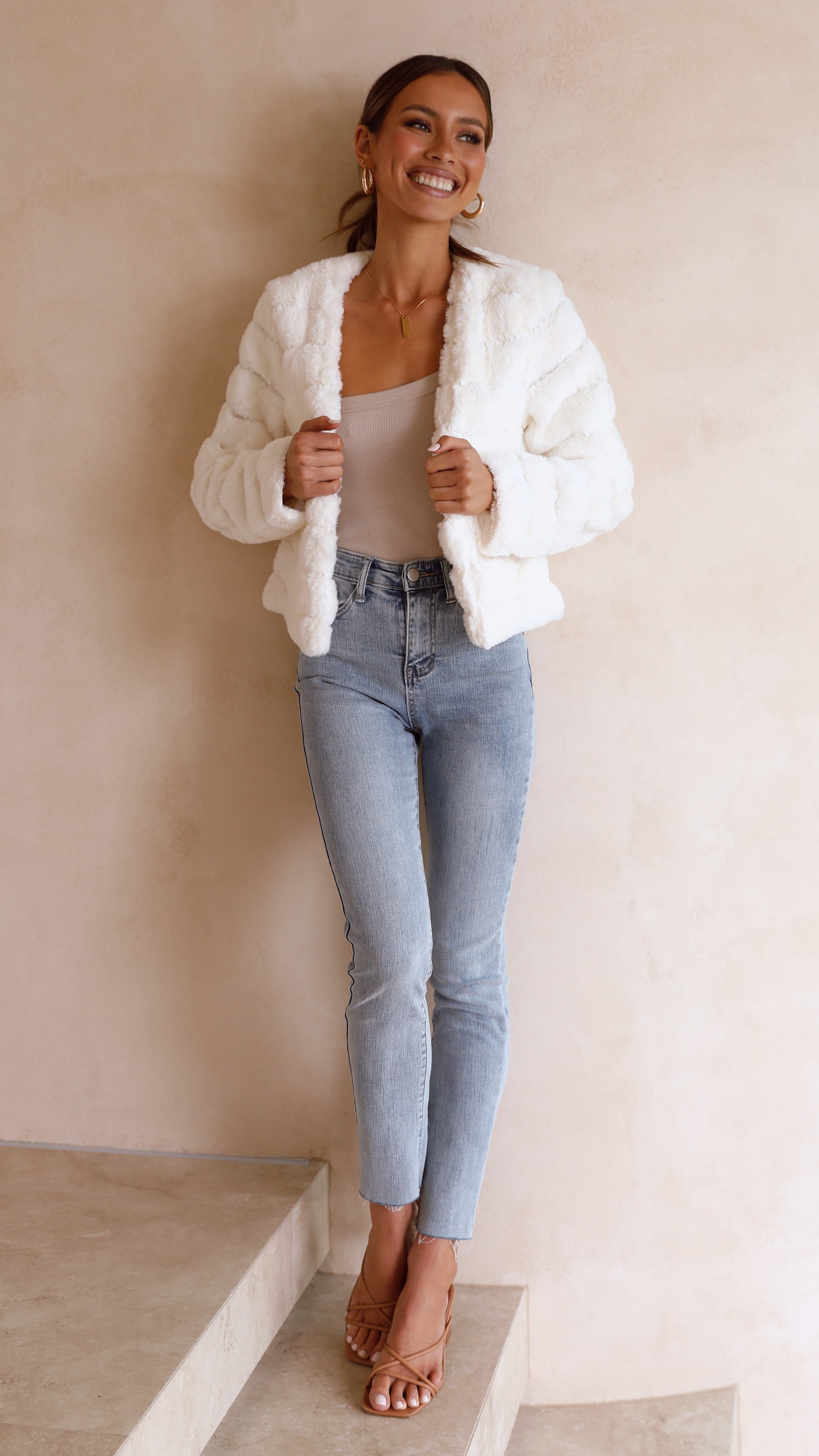 Tully Crop Jacket - White-Sunshines Bliss