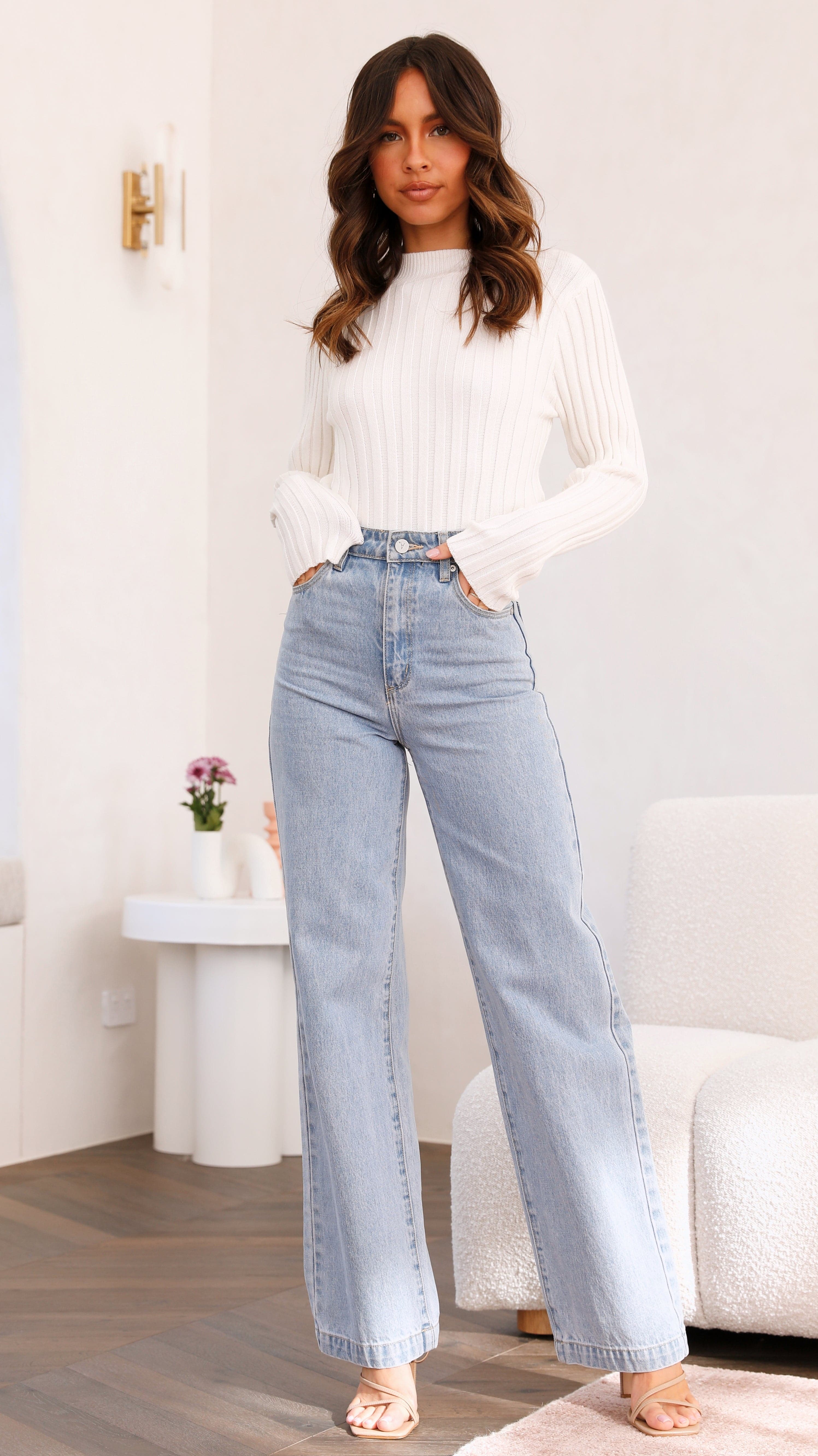 Imogen Long Sleeve Knit Crop - White-Sunshines Bliss