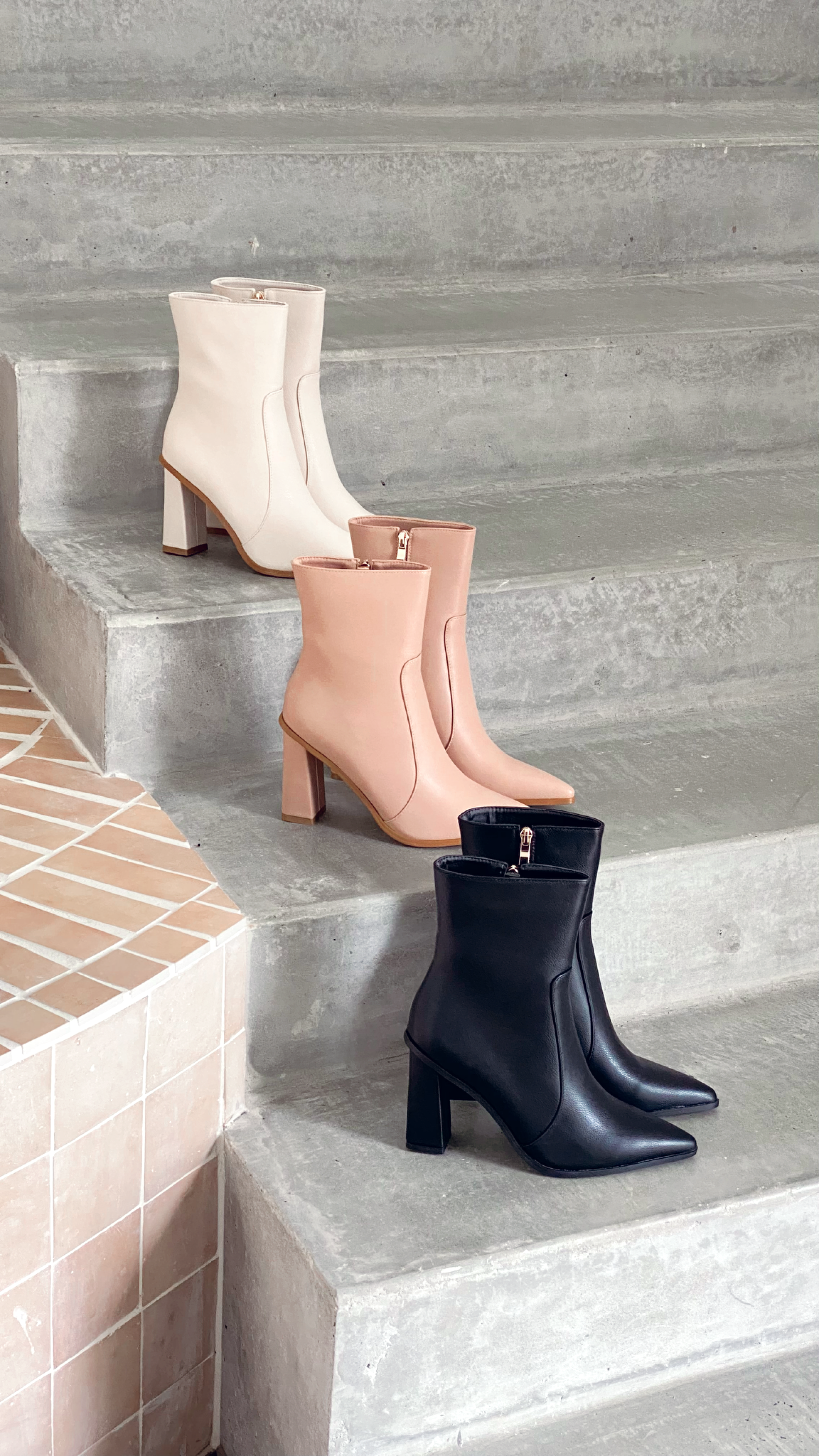 Mirie Boots  - Ivory-Sunshines Bliss