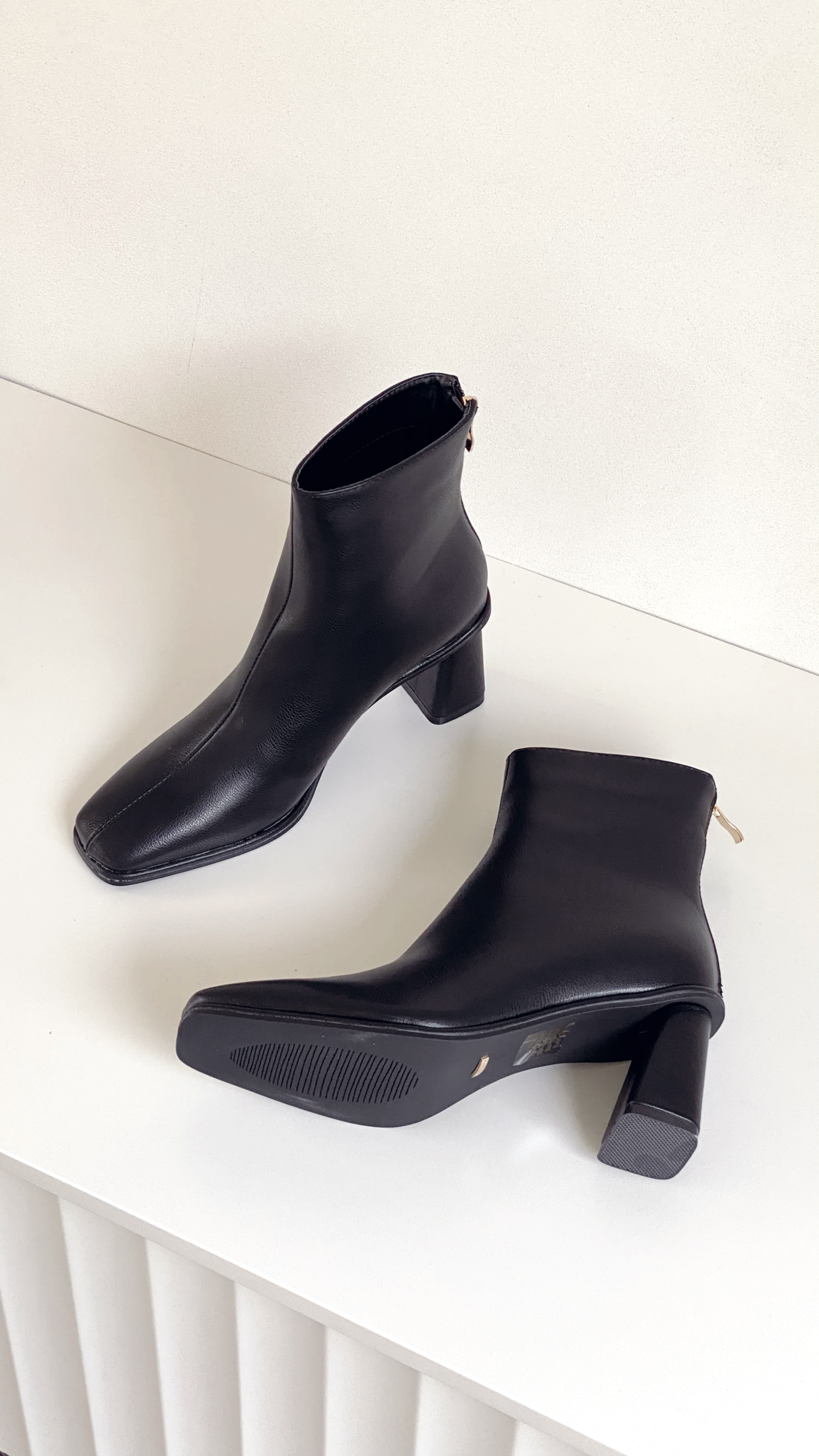 Quinnie Boots - Black-Sunshines Bliss
