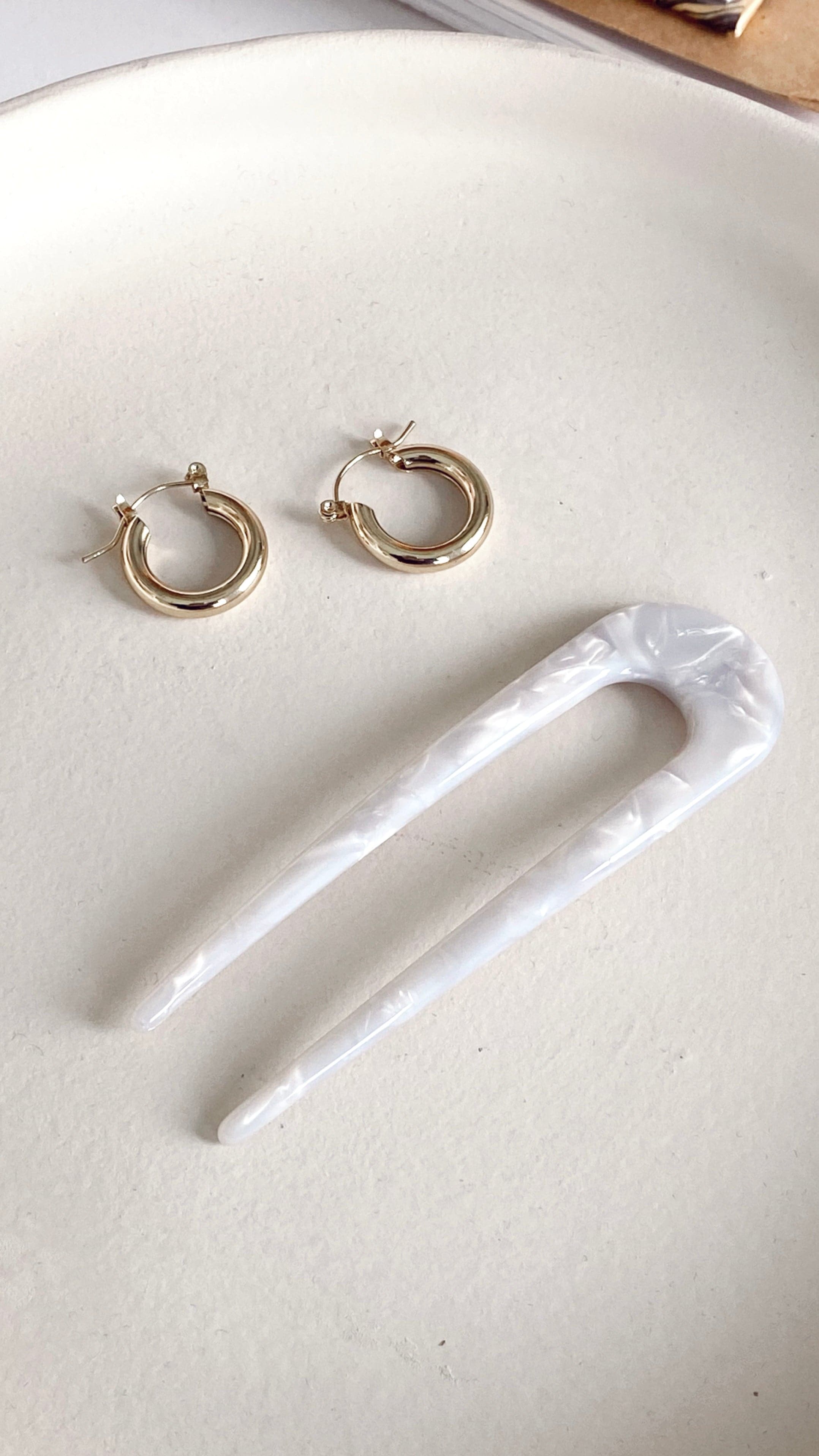 Akira Hair Pin - Milky Quartz-Sunshines Bliss