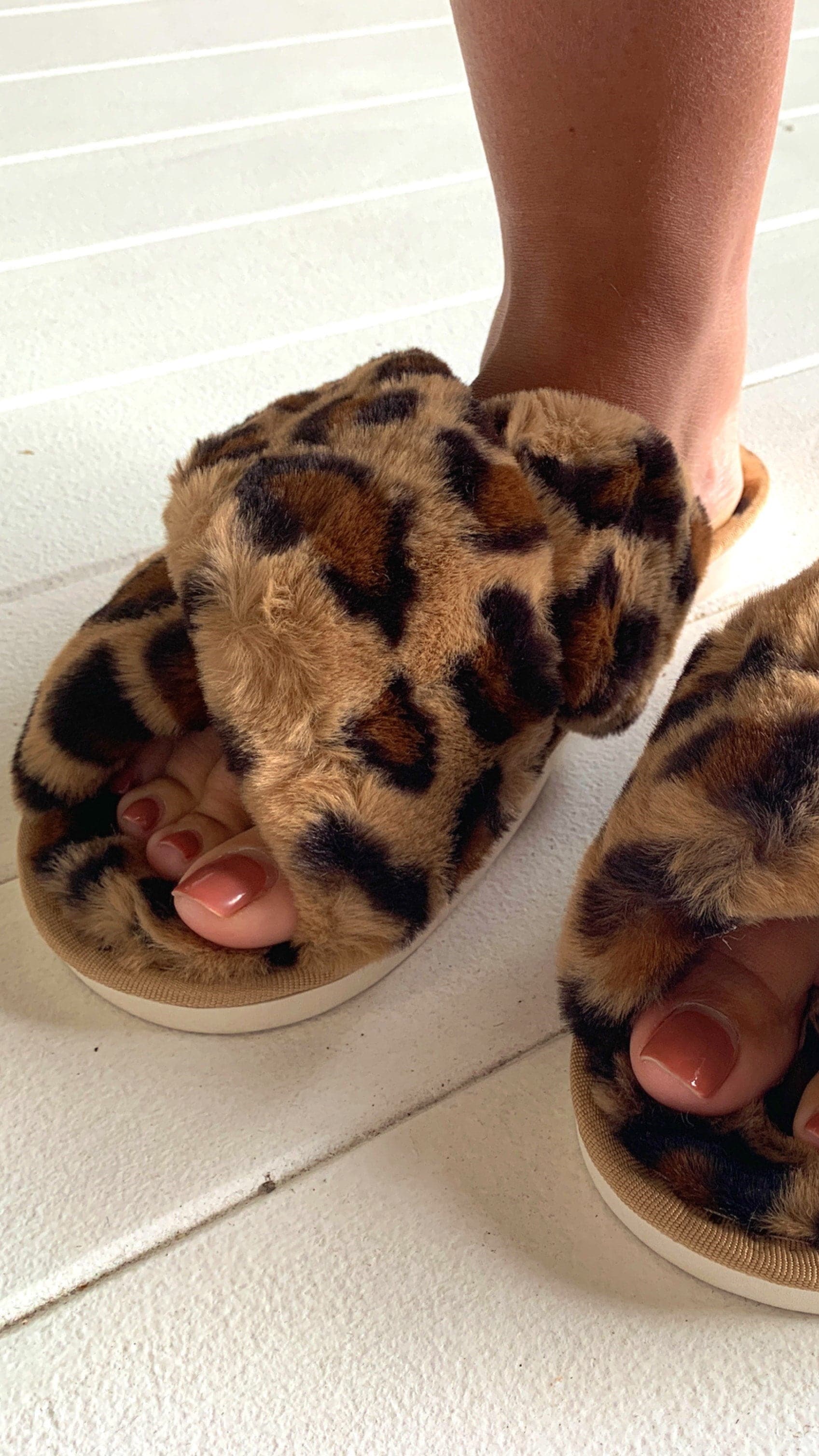 Jessica Fluffy Slippers - Leopard-Sunshines Bliss