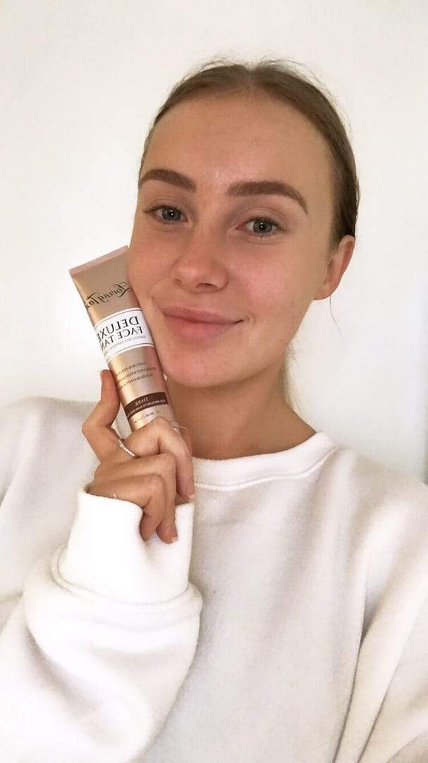 Loving Tan Deluxe Face Tan - Dark-Sunshines Bliss