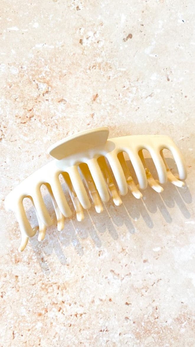 Regina Claw Clip - Baby Yellow-Sunshines Bliss