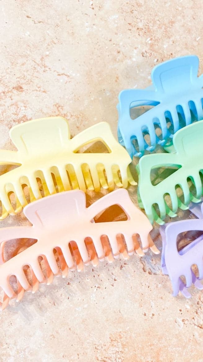 Mariposa Claw Clip - Pink-Sunshines Bliss