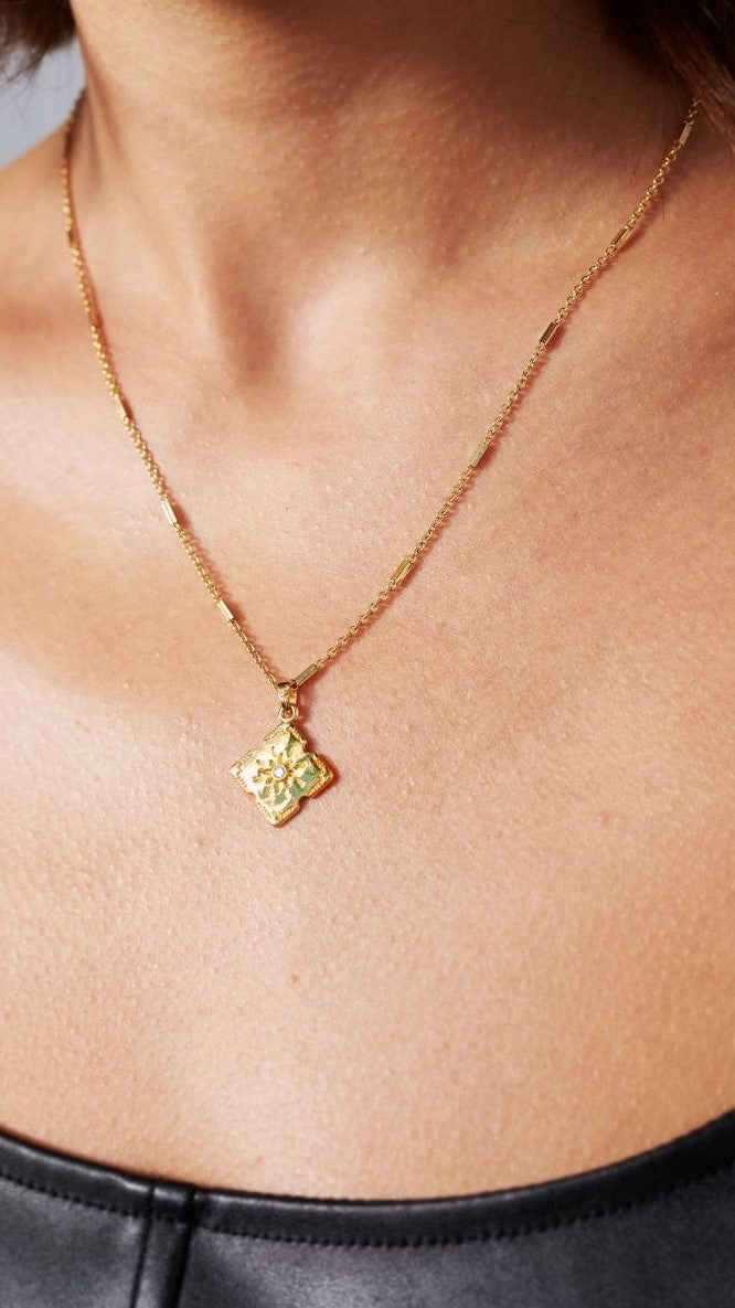 Cleo Necklace - Gold-Sunshines Bliss