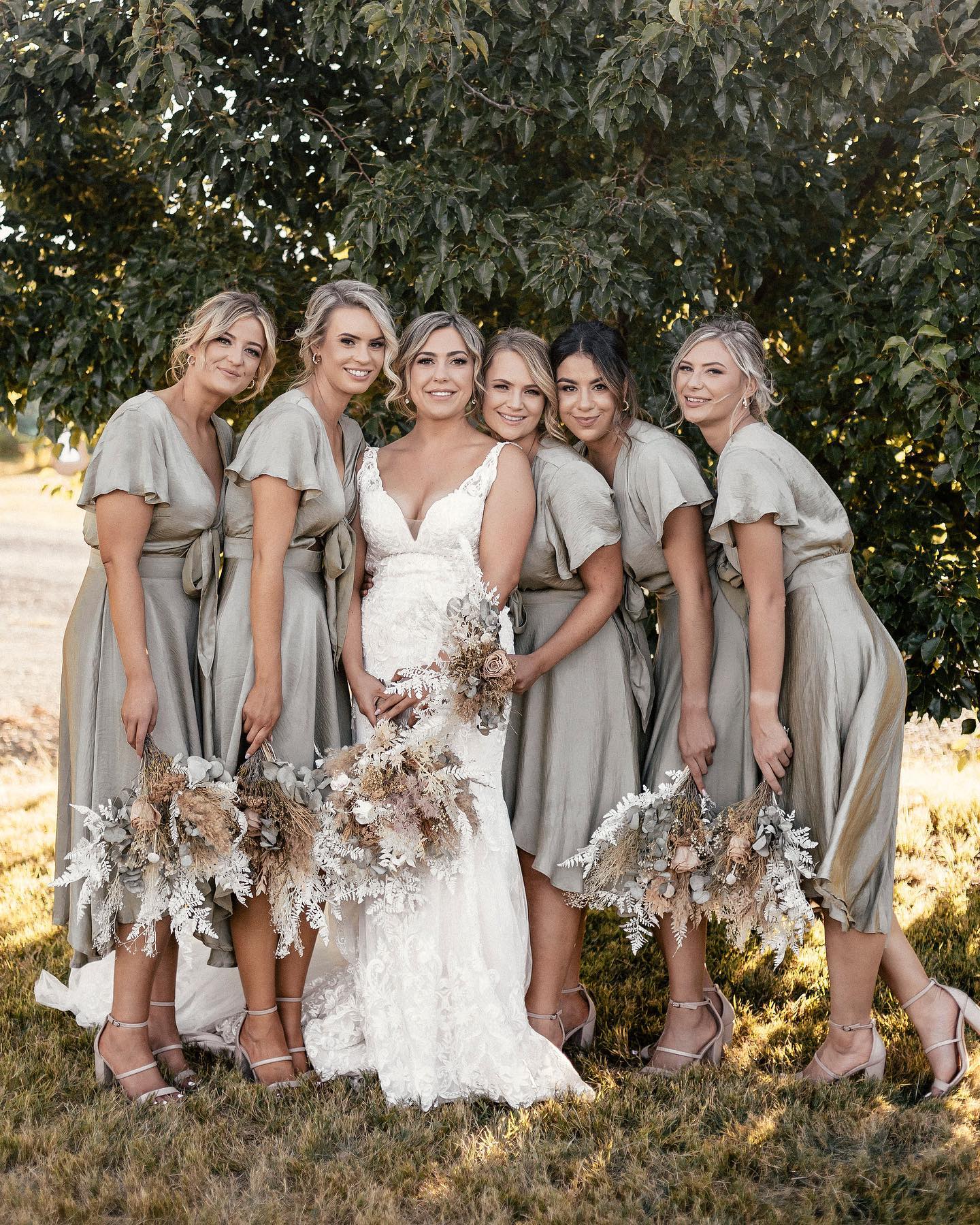 Sunny Daze Dress - Olive-Sunshines Bliss