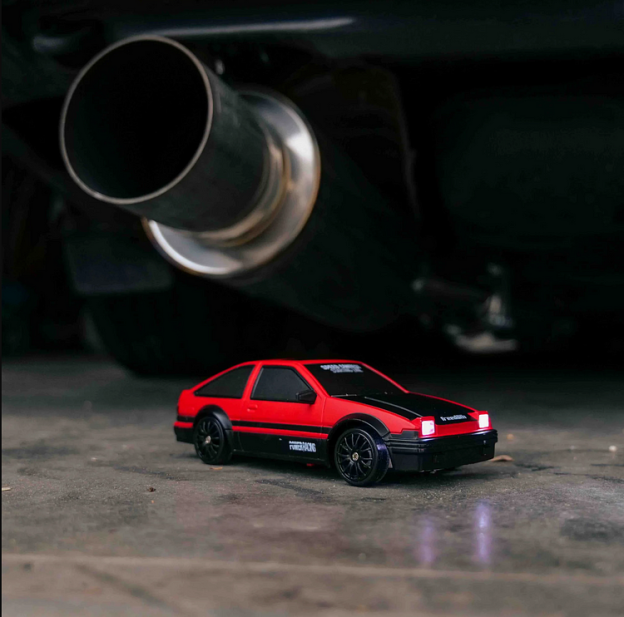 RC Drift Car 1:24 méretarány 2.4Ghz
