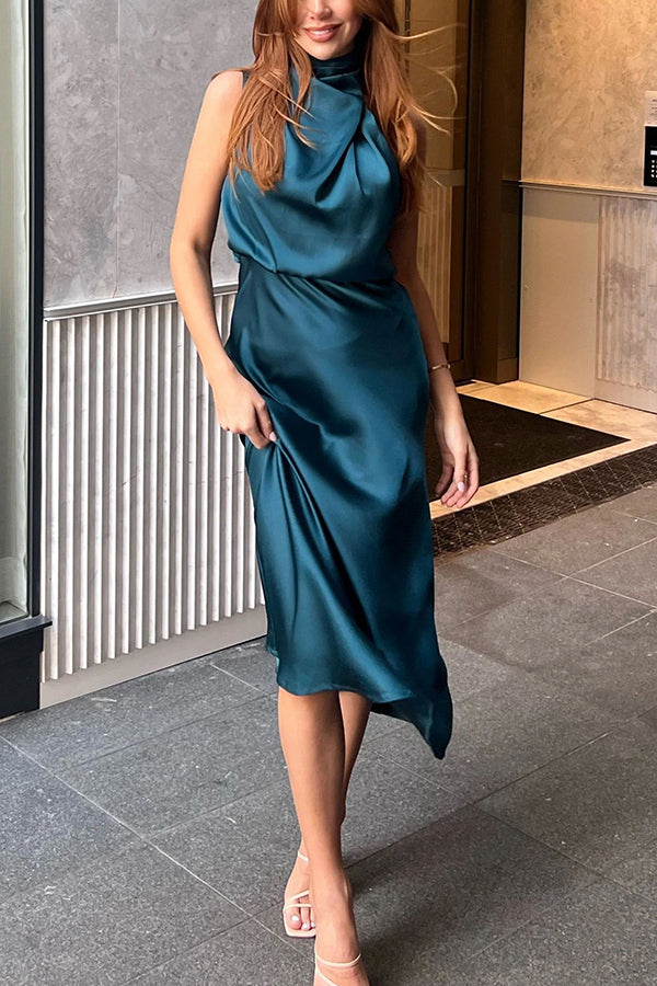 Perfectly Yours Saténové šaty s vysokým výstrihom a elastickým pásom