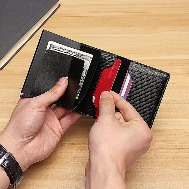Multifunkcionalni elegantni muški novčanik C-Wallet