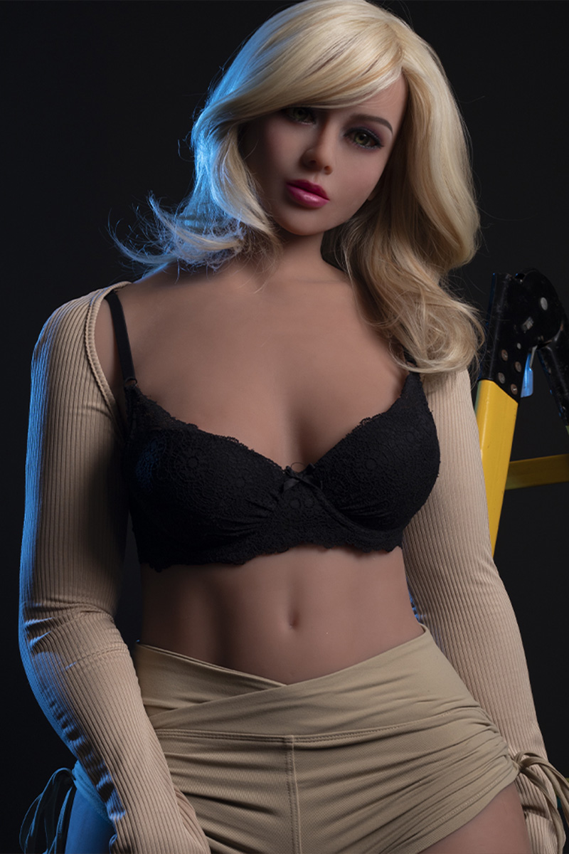 5ft3/160cm Small Breasts Hot Realistic Sex Doll - Olive (In Stock US)-DreamLoveDoll