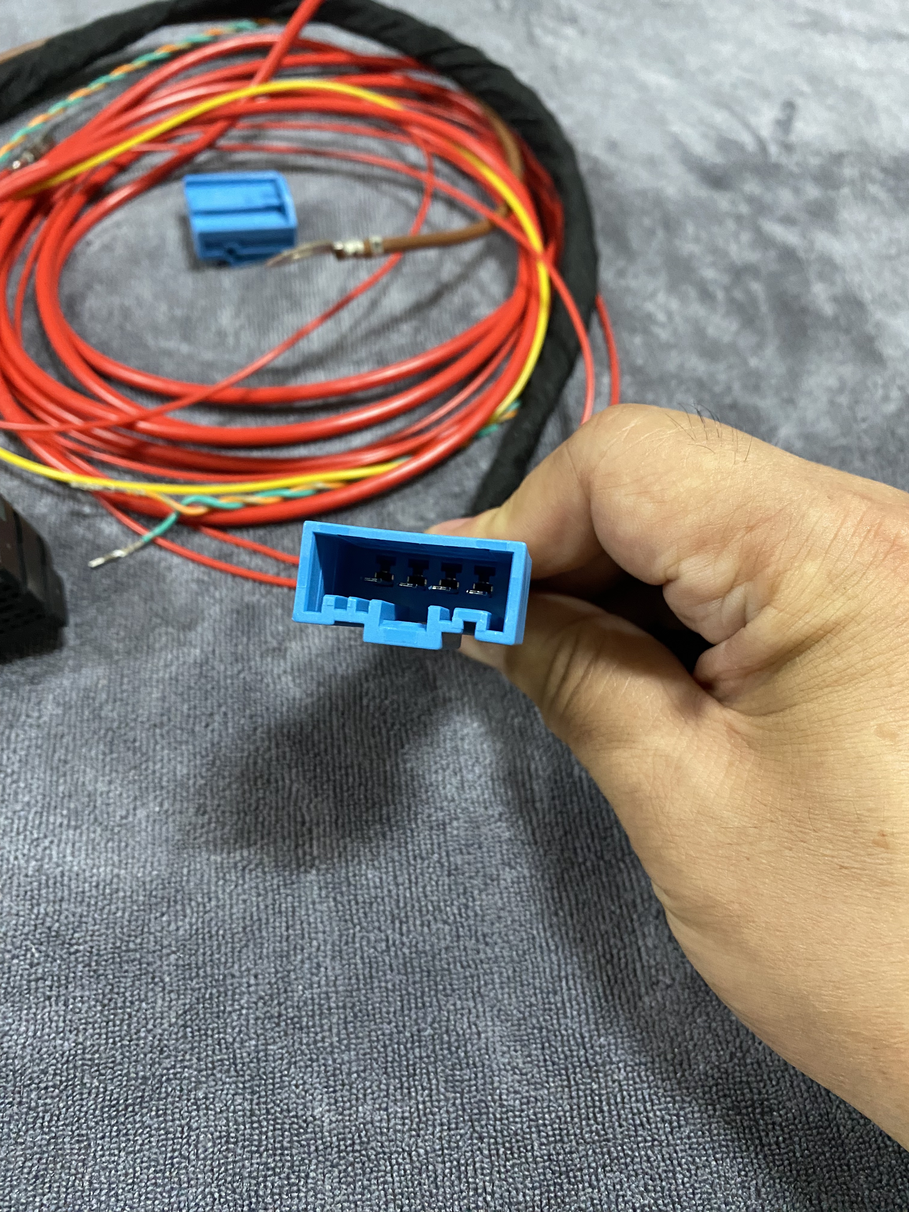 Wiring harness for ID7 top HIFI