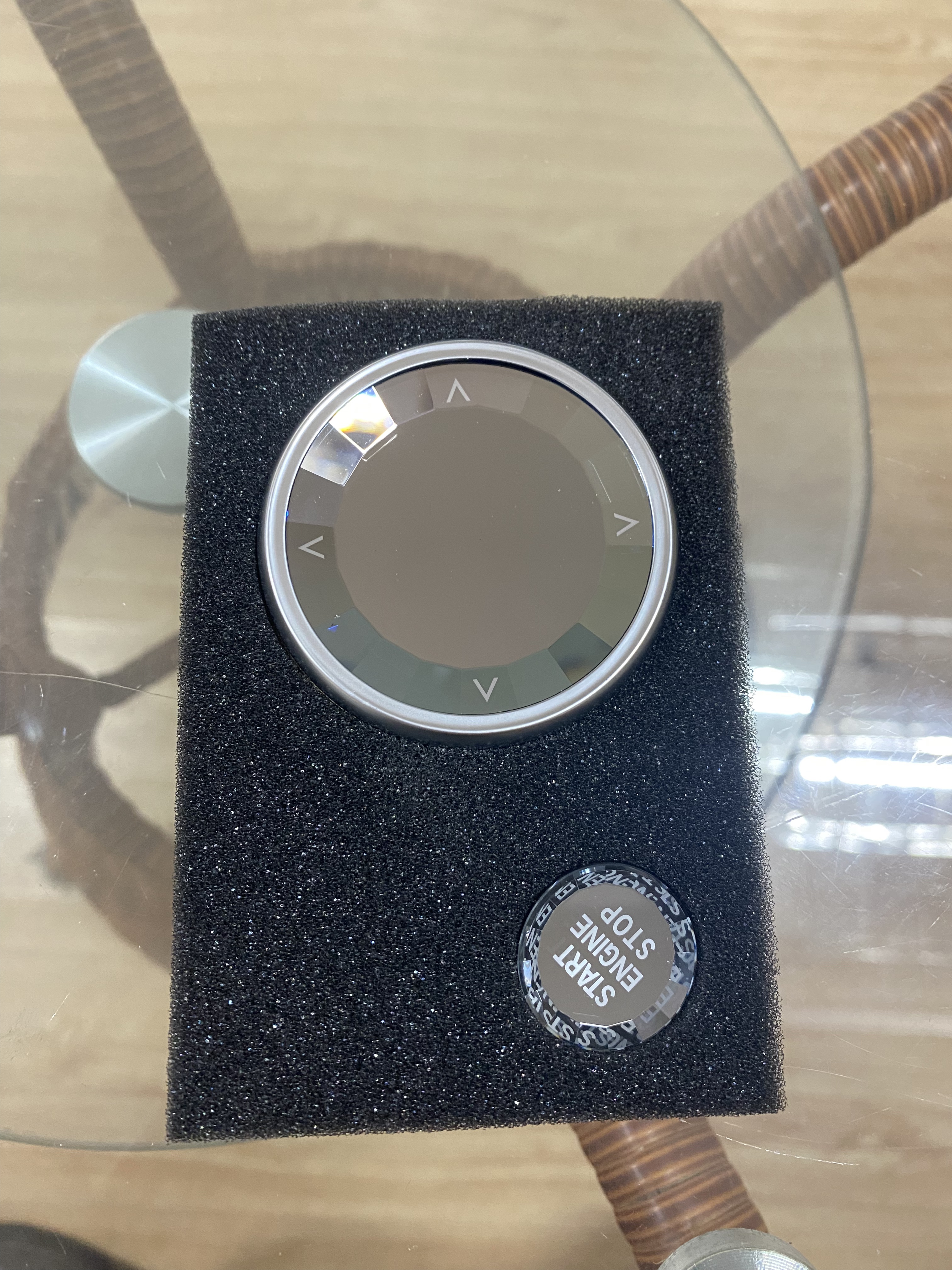 Crystal shift knob