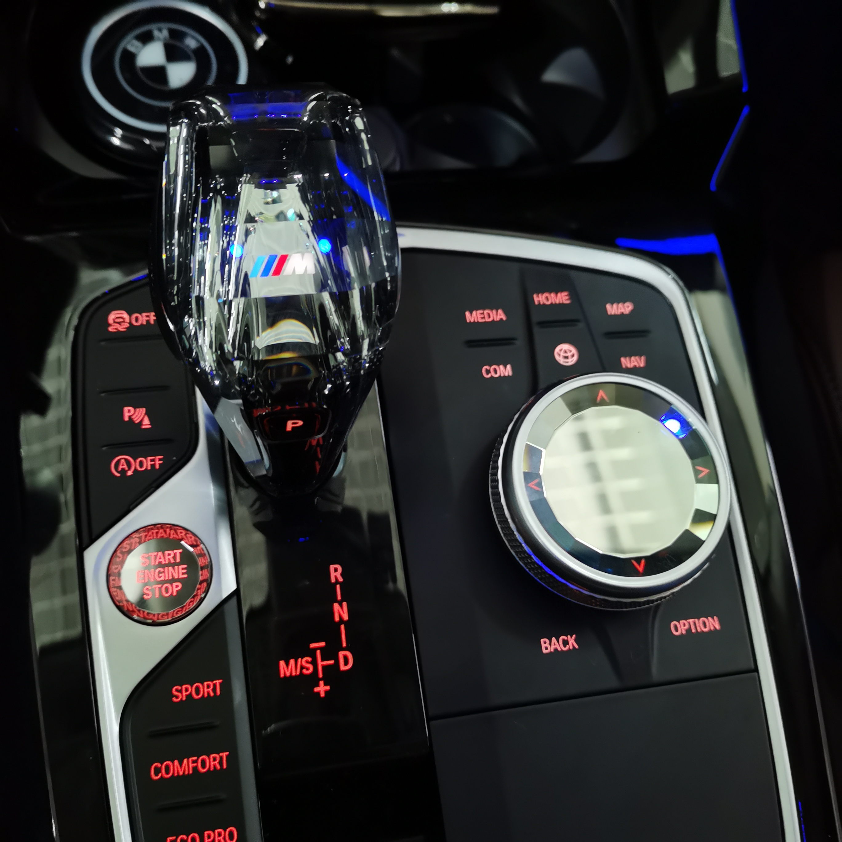 Crystal shift knob
