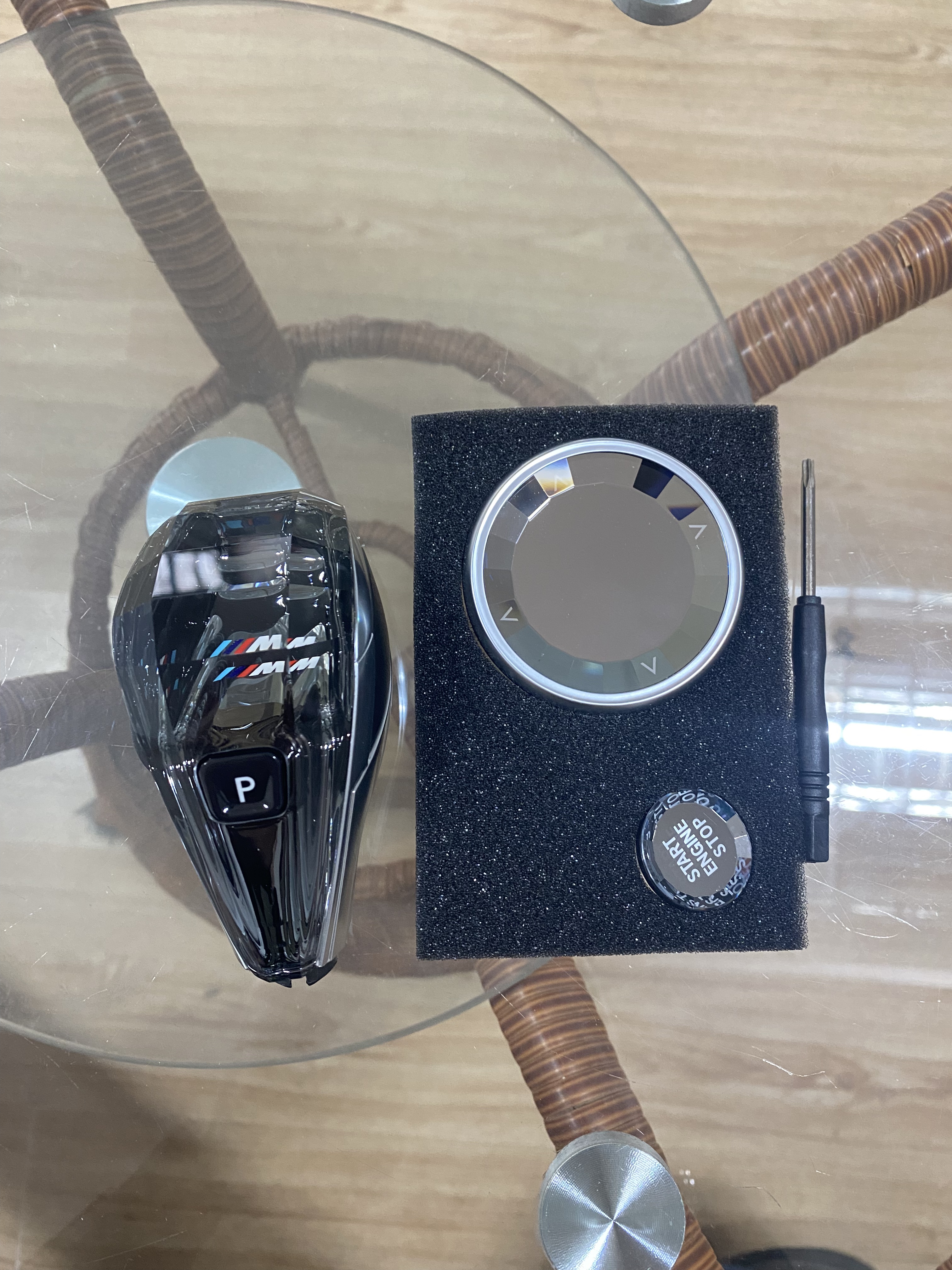 Crystal shift knob