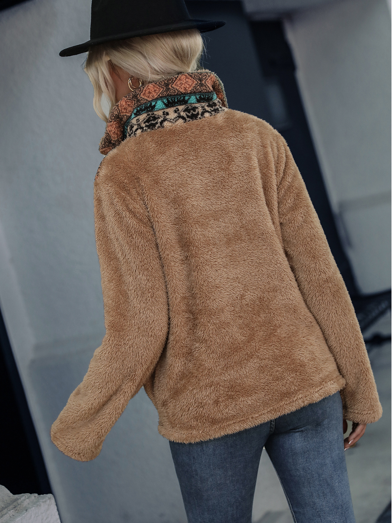 Pullover Colorblock Geometric Print Crew Neck Long Sleeve Plush Sweatshirt-ABOXUN