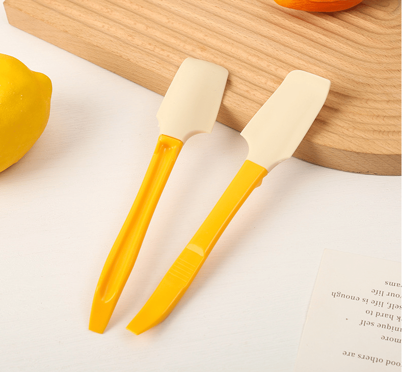 2023 Hot Sale💝Mini Silicone Kitchen Spatula