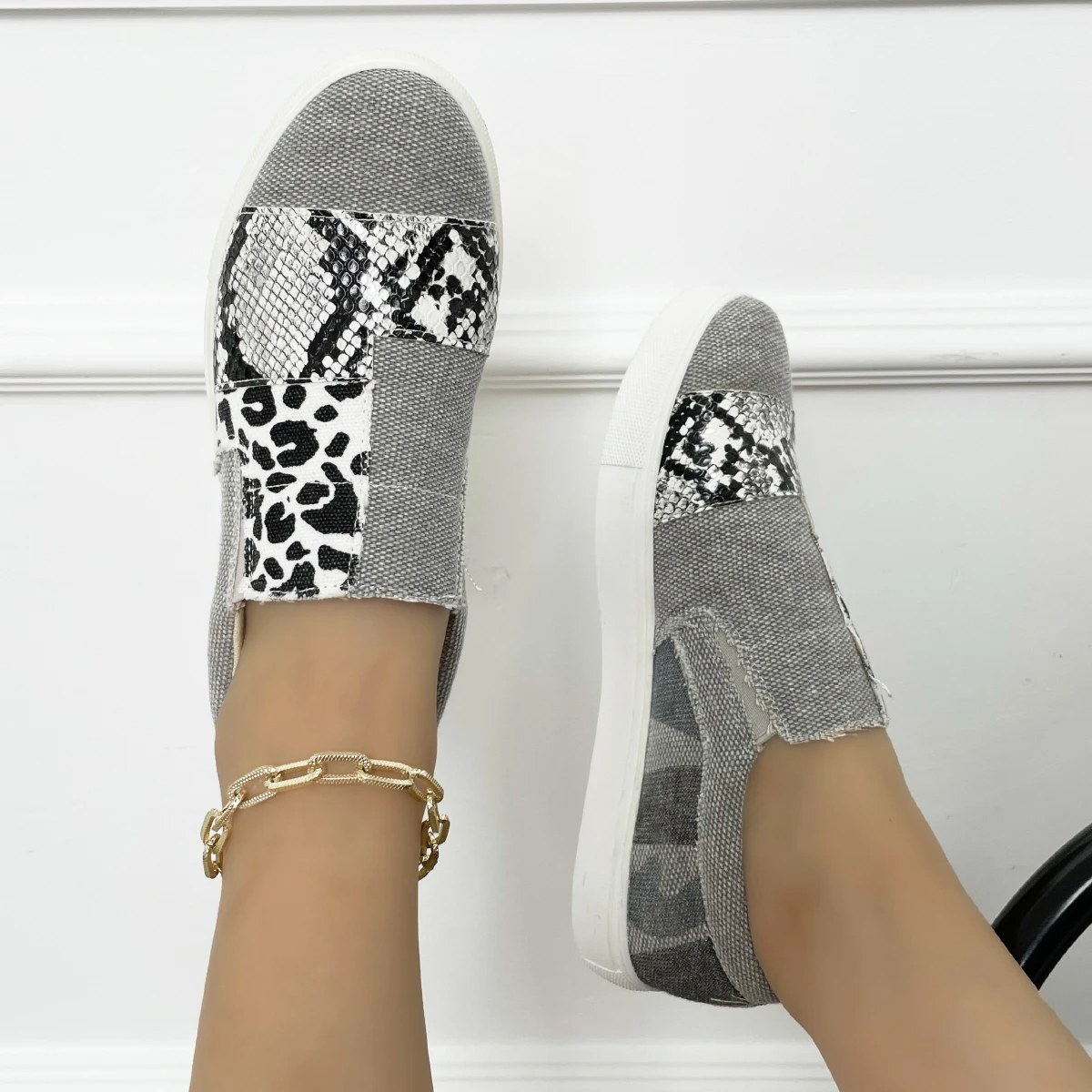 Women Gray Sneakers Casual Raw Edge Canvas Sneakers Slip-on Flat Sneakers-ABOXUN