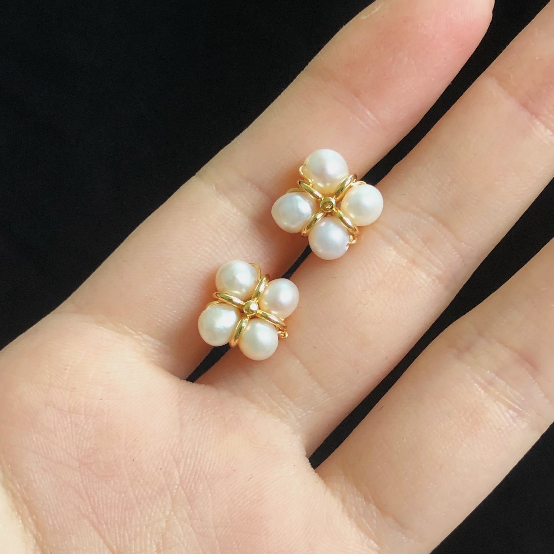 Four Leaf Pearls Ear Studs-likayjewel