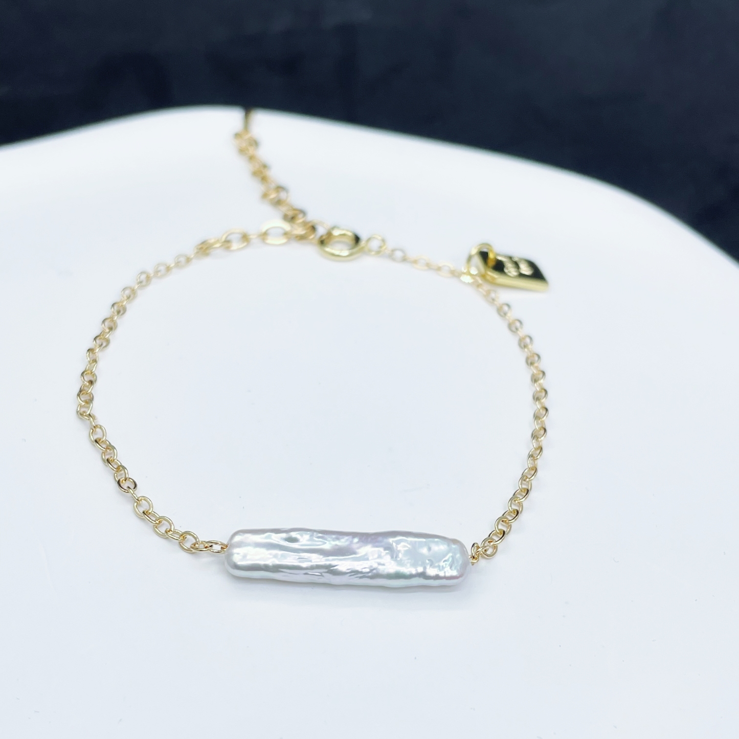 Good Luck Baroque Pearl Bar Bracelet